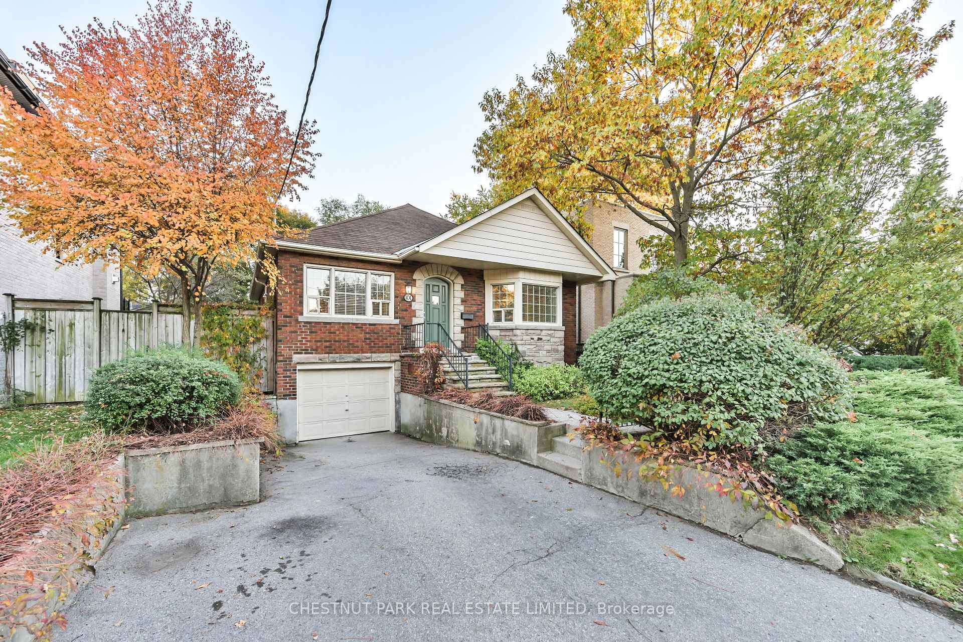 Photo 2 of 101 York Mills Road, North York, Bridle Path-Sunnybrook-York Mills — HOMEH