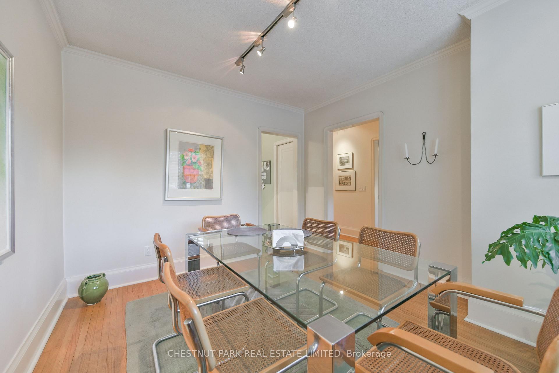 Photo 8 of 101 York Mills Road, North York, Bridle Path-Sunnybrook-York Mills — HOMEH