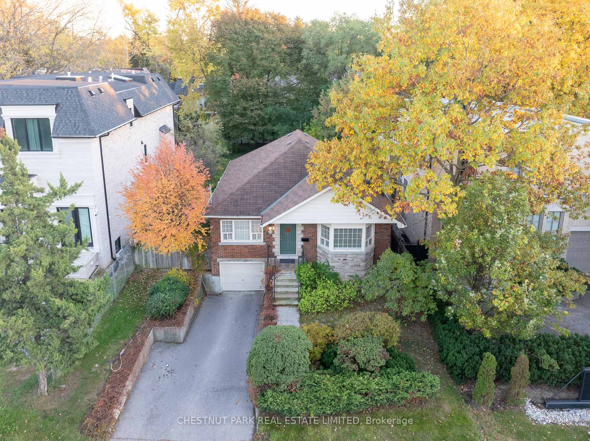 Photo 18 of 101 York Mills Road, North York, Bridle Path-Sunnybrook-York Mills — HOMEH