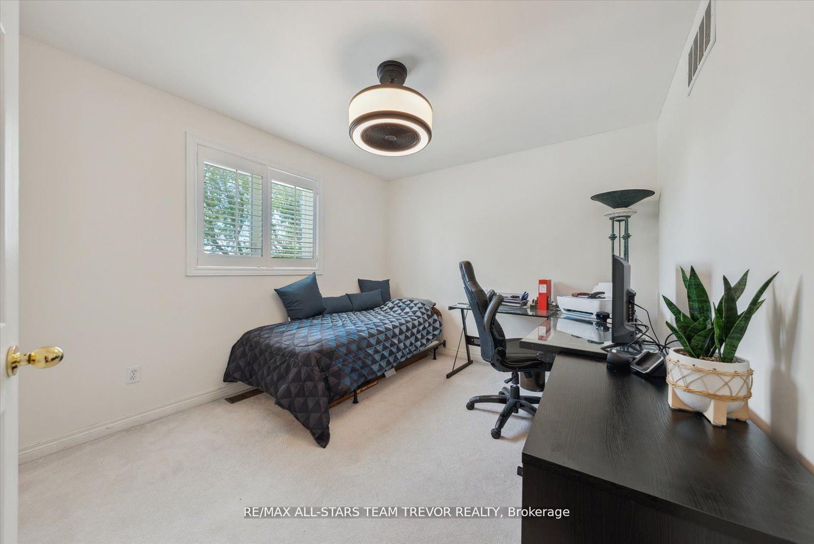 Photo 22 of 31 Riveredge Drive, Georgina, Keswick North — HOMEH
