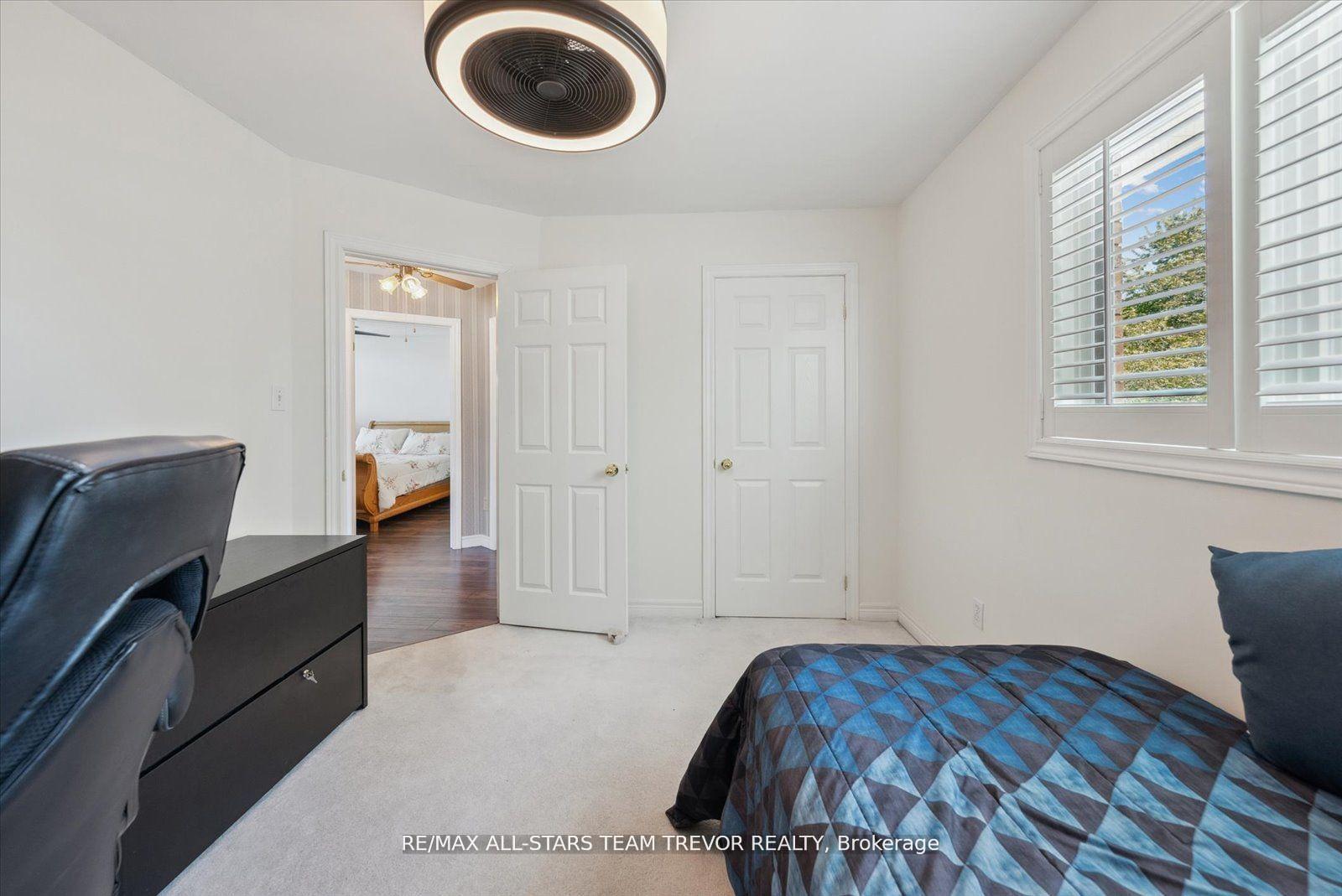 Photo 23 of 31 Riveredge Drive, Georgina, Keswick North — HOMEH