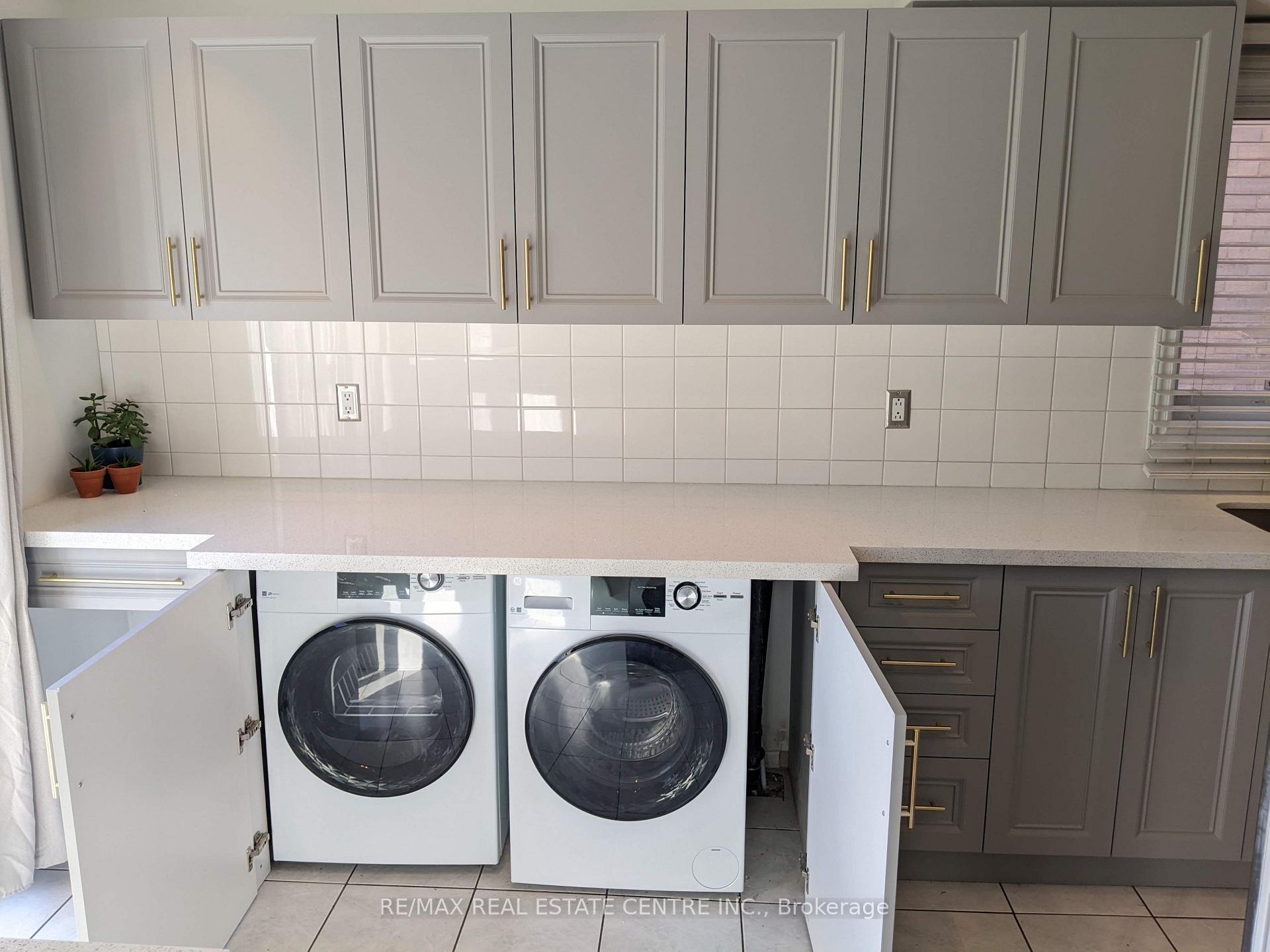 Photo 8 of 52 Merganser Crescent, Brampton, Fletcher's Creek South — HOMEH
