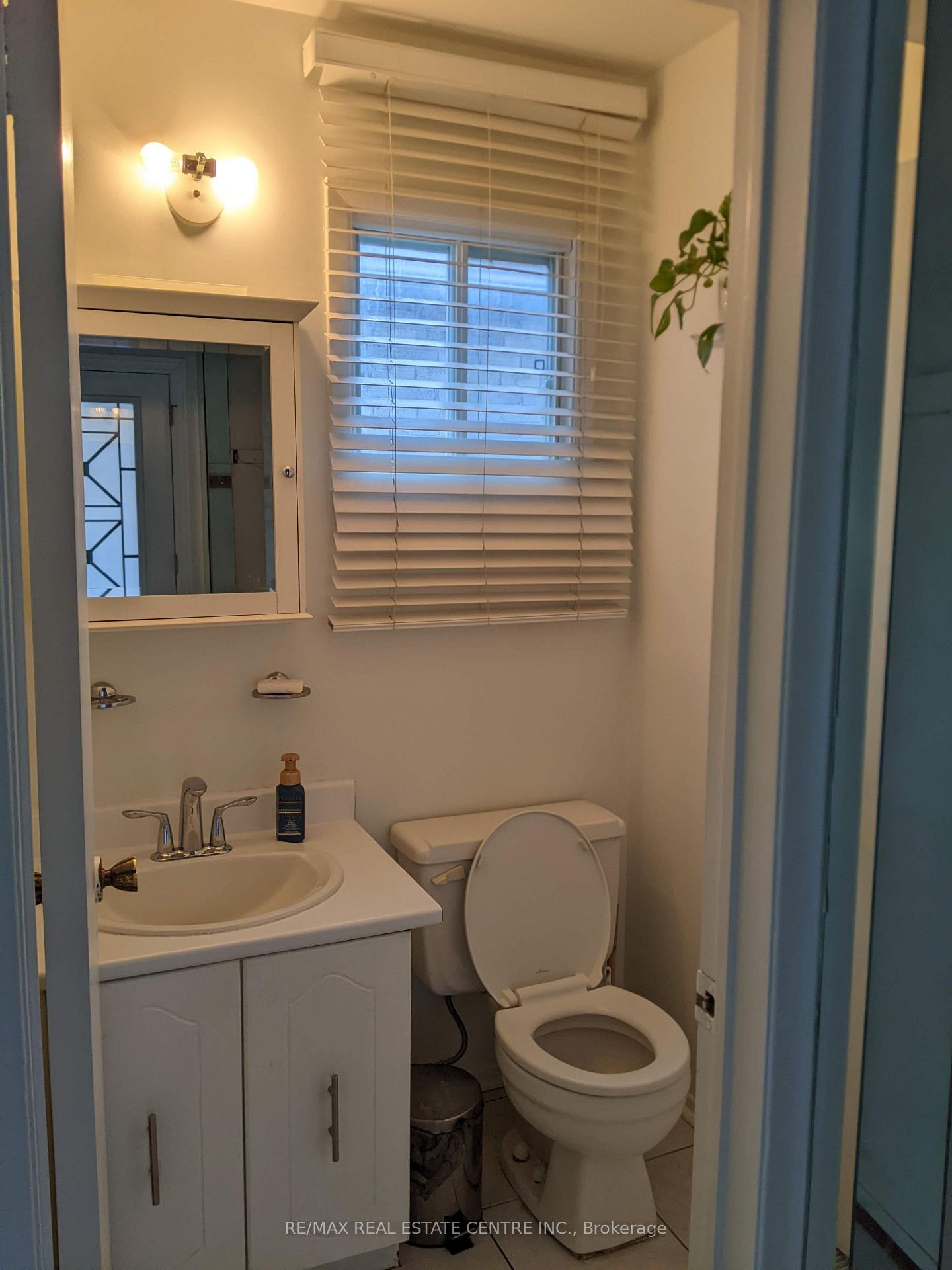 Photo 9 of 52 Merganser Crescent, Brampton, Fletcher's Creek South — HOMEH