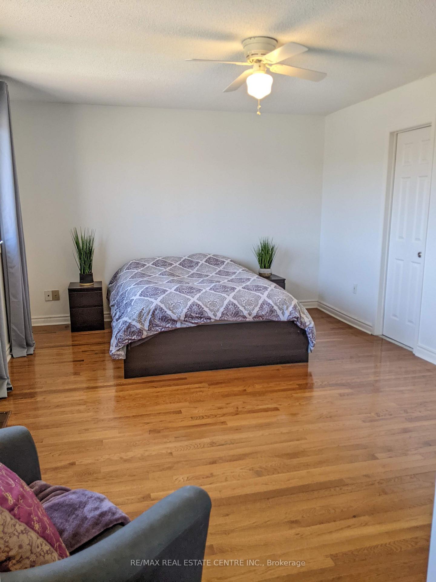 Photo 12 of 52 Merganser Crescent, Brampton, Fletcher's Creek South — HOMEH