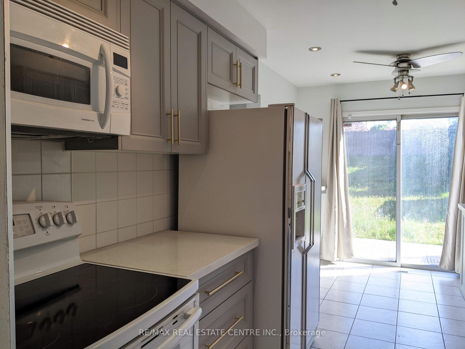 Photo 16 of 52 Merganser Crescent, Brampton, Fletcher's Creek South — HOMEH