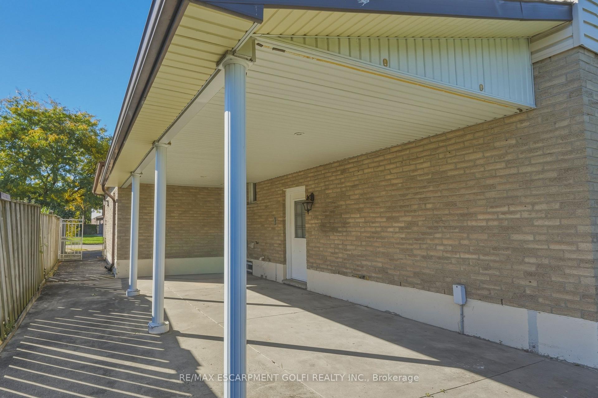 Photo 25 of 154 Memorial Avenue, Hamilton, Stoney Creek — HOMEH