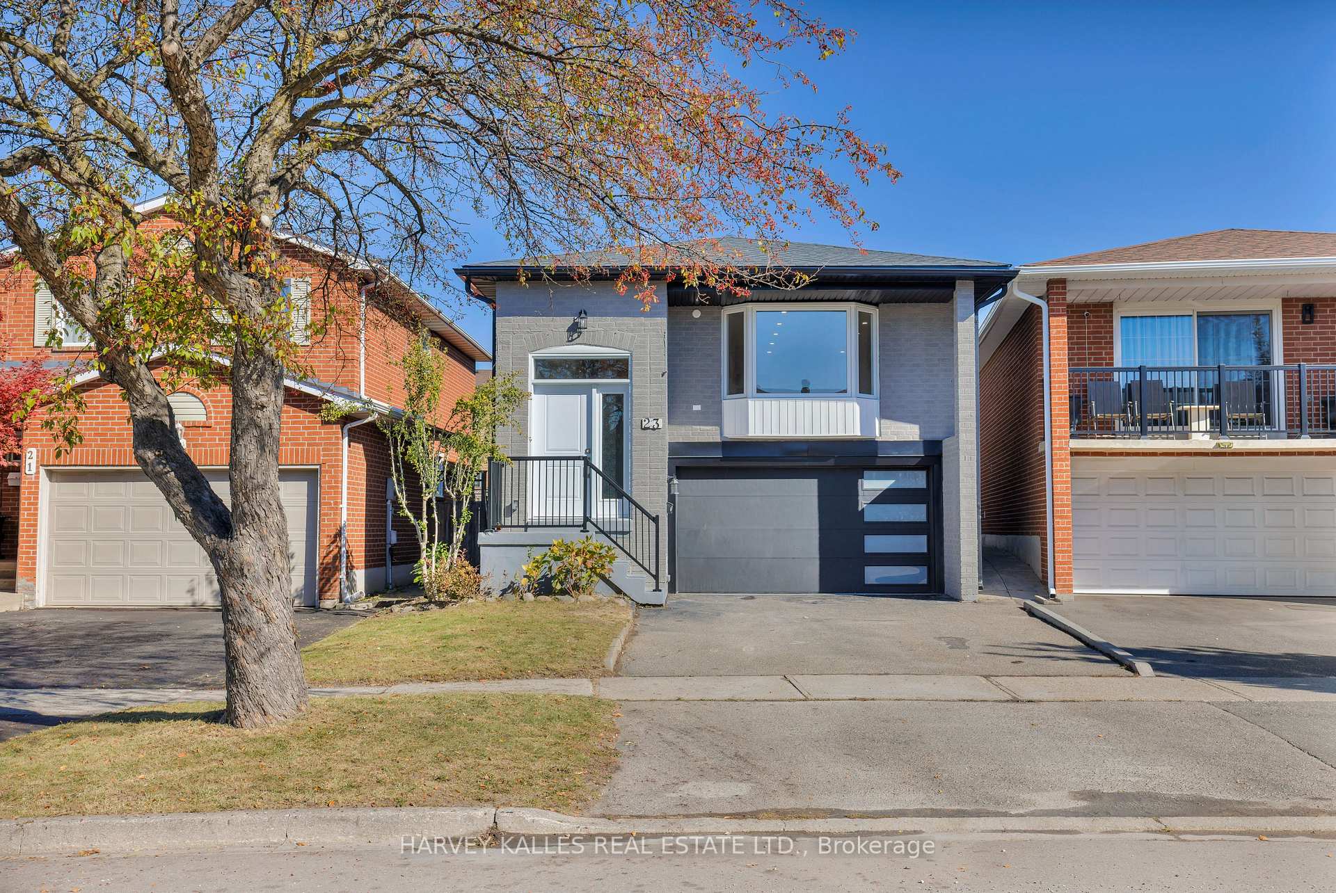 Photo 3 of 23 Cog Hill Drive, Vaughan, Glen Shields — HOMEH