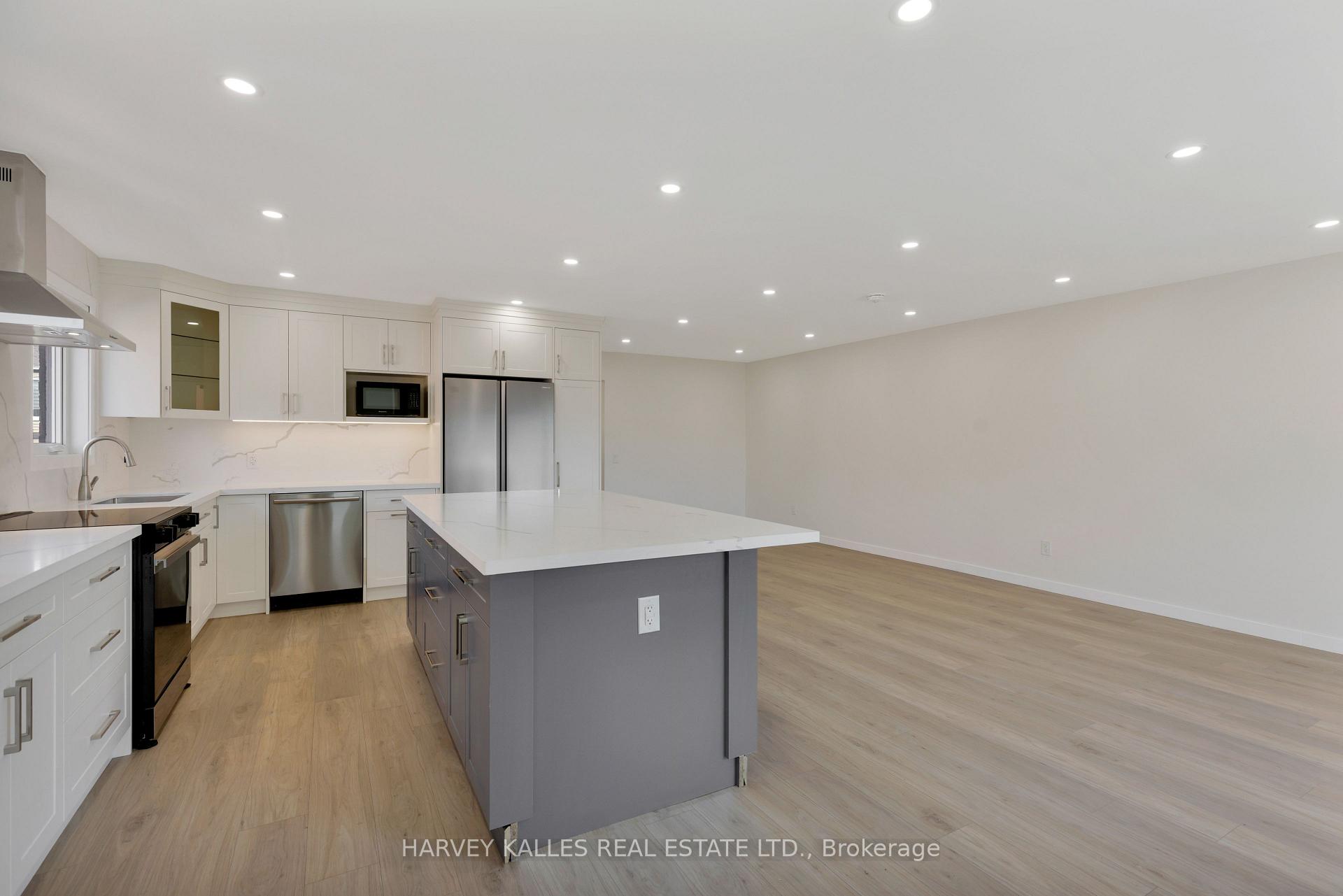 Photo 7 of 23 Cog Hill Drive, Vaughan, Glen Shields — HOMEH