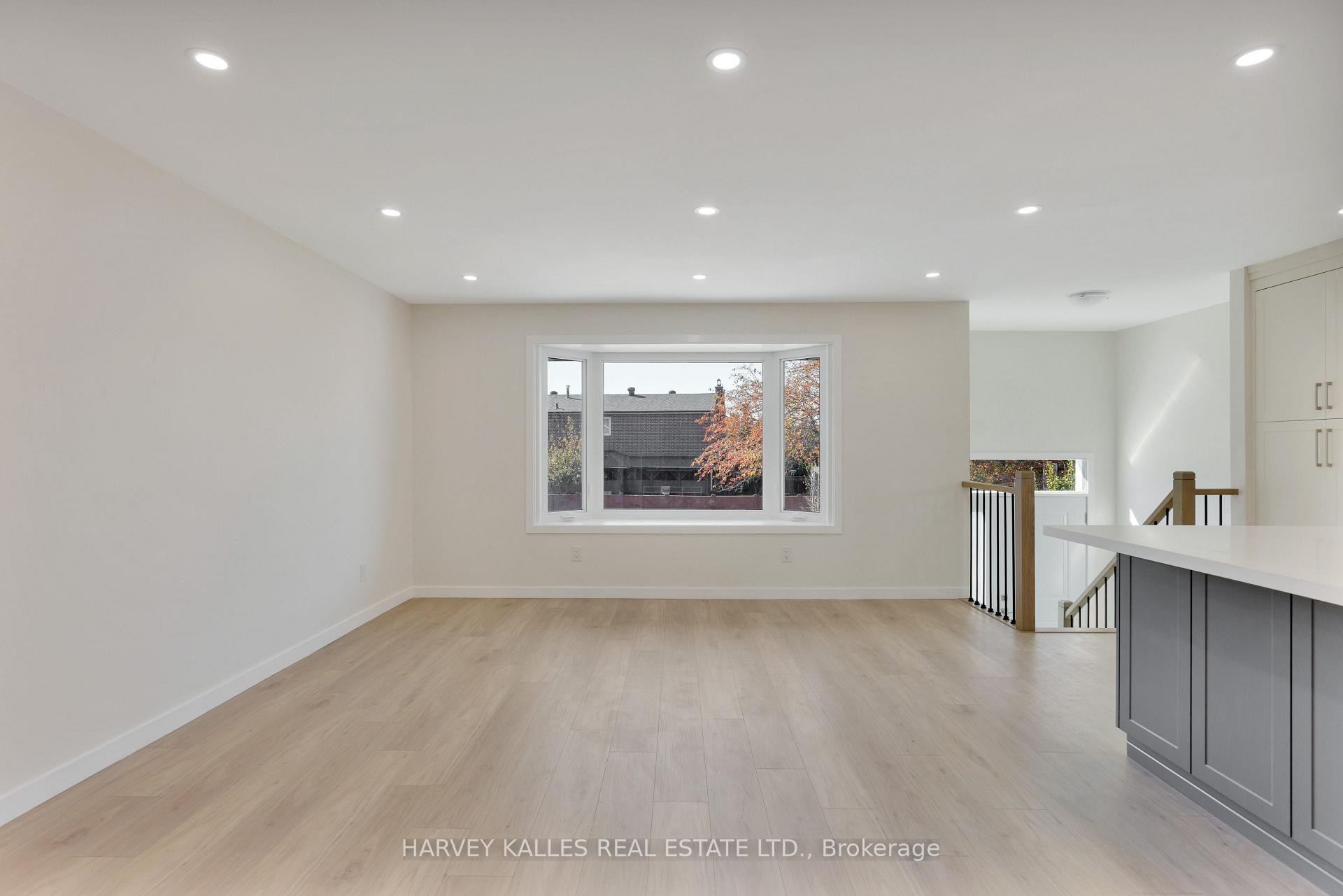 Photo 14 of 23 Cog Hill Drive, Vaughan, Glen Shields — HOMEH