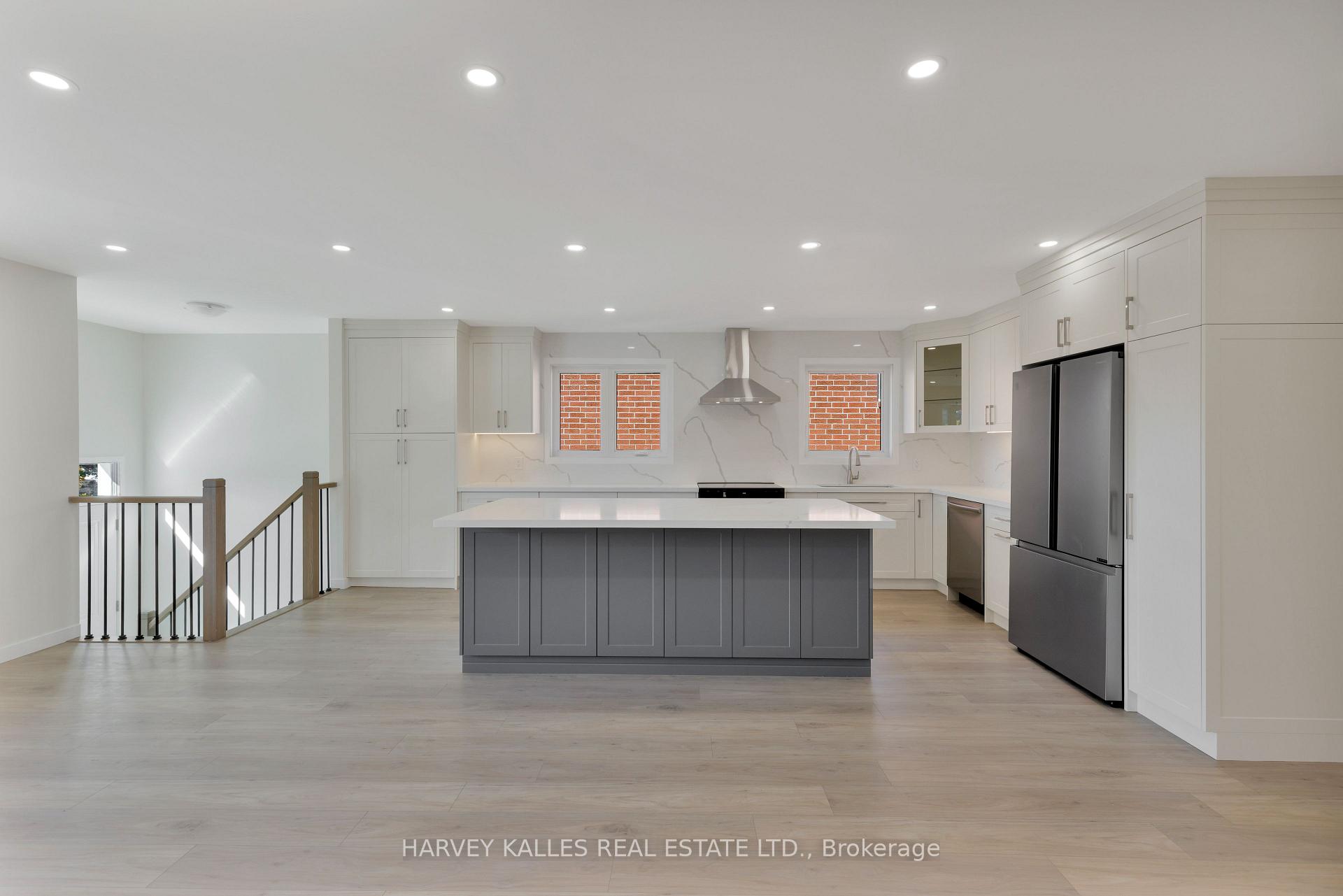 Photo 18 of 23 Cog Hill Drive, Vaughan, Glen Shields — HOMEH
