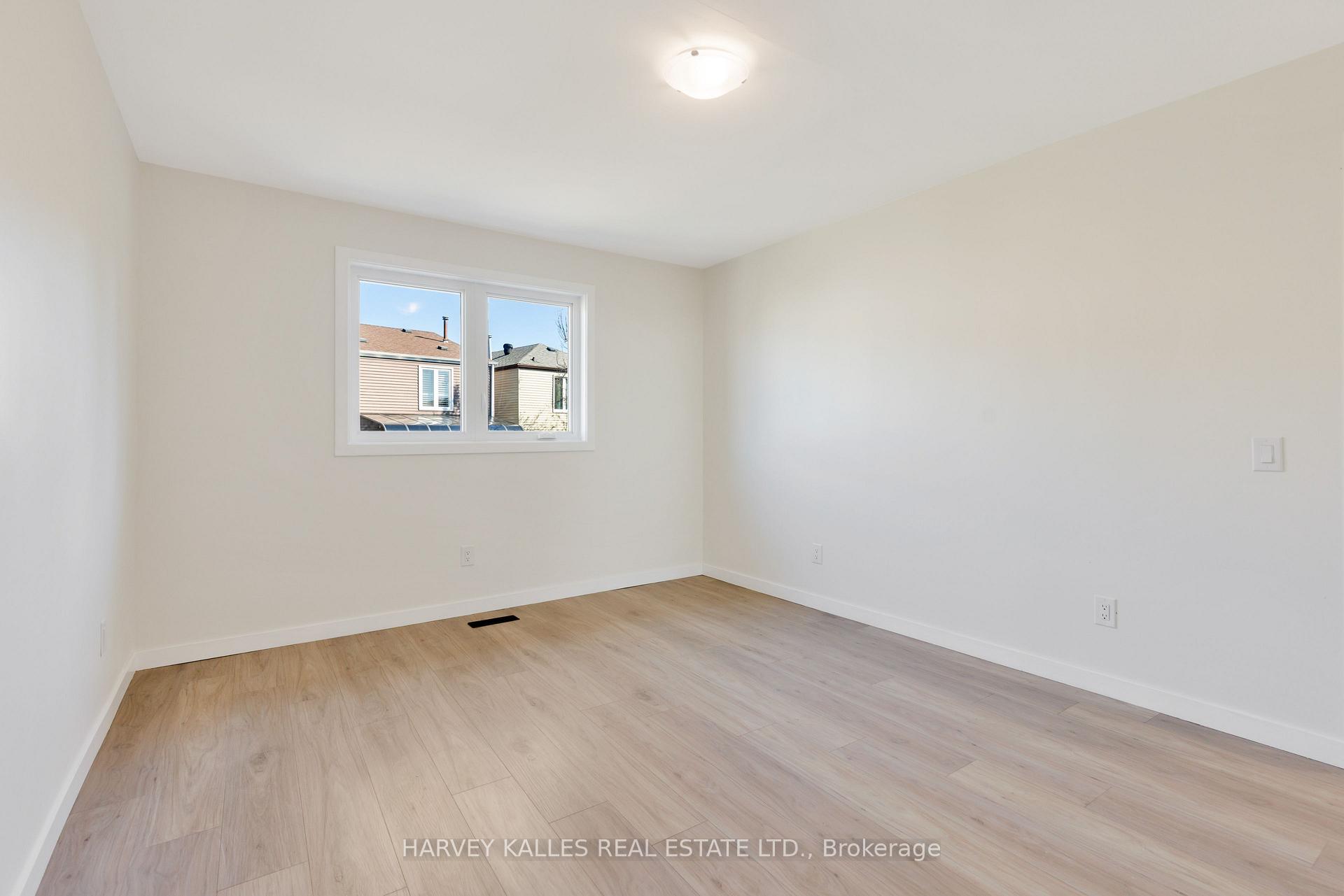 Photo 32 of 23 Cog Hill Drive, Vaughan, Glen Shields — HOMEH