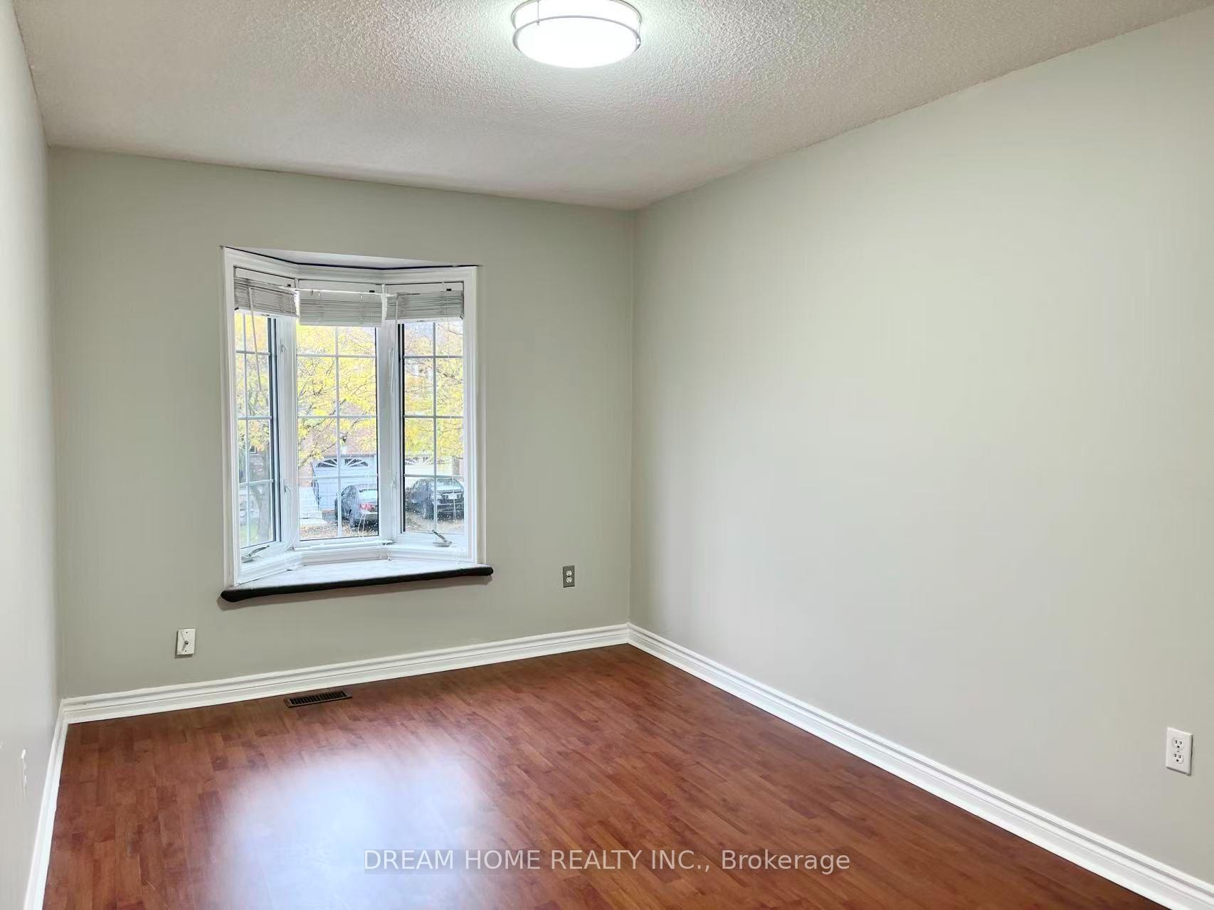 Photo 13 of 137 Kimono Crescent, Richmond Hill, Rouge Woods — HOMEH