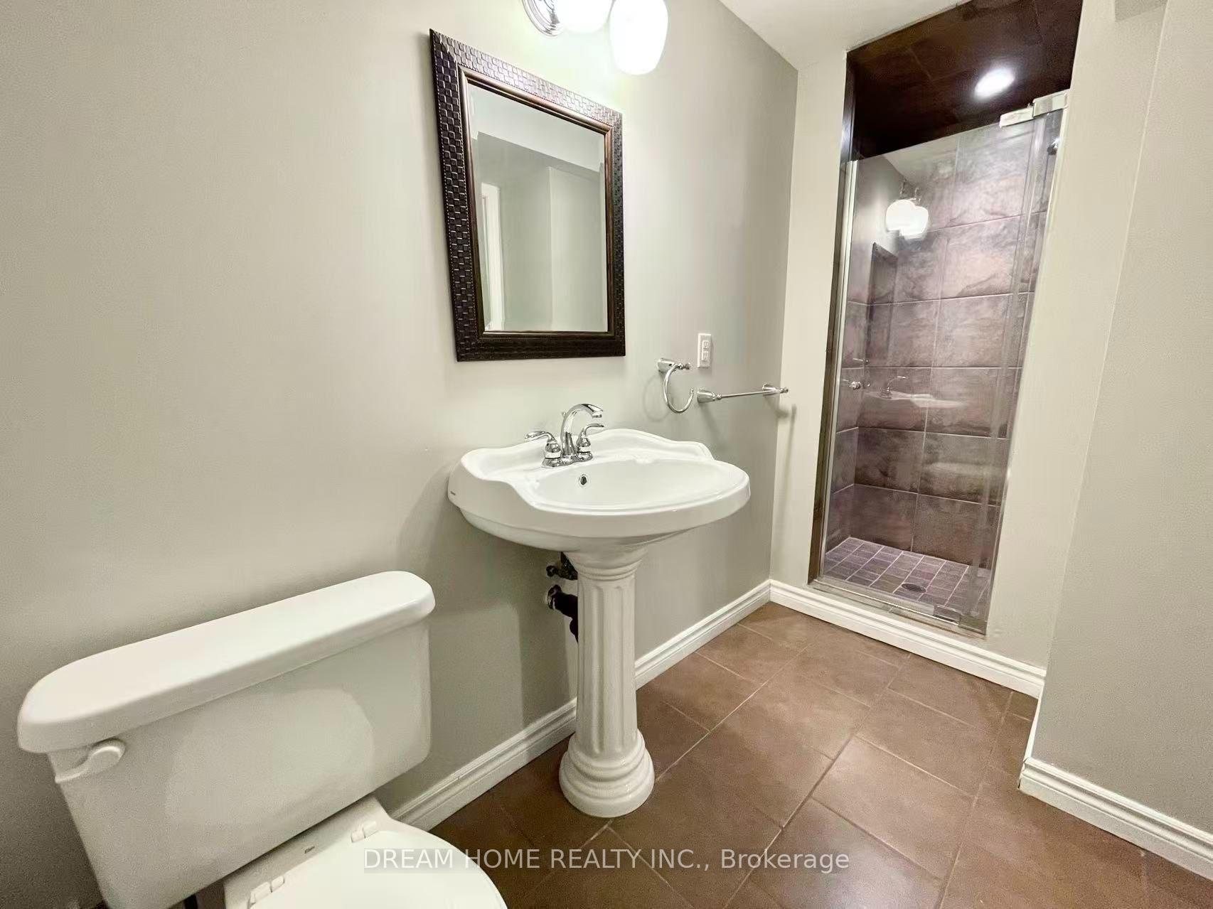 Photo 18 of 137 Kimono Crescent, Richmond Hill, Rouge Woods — HOMEH