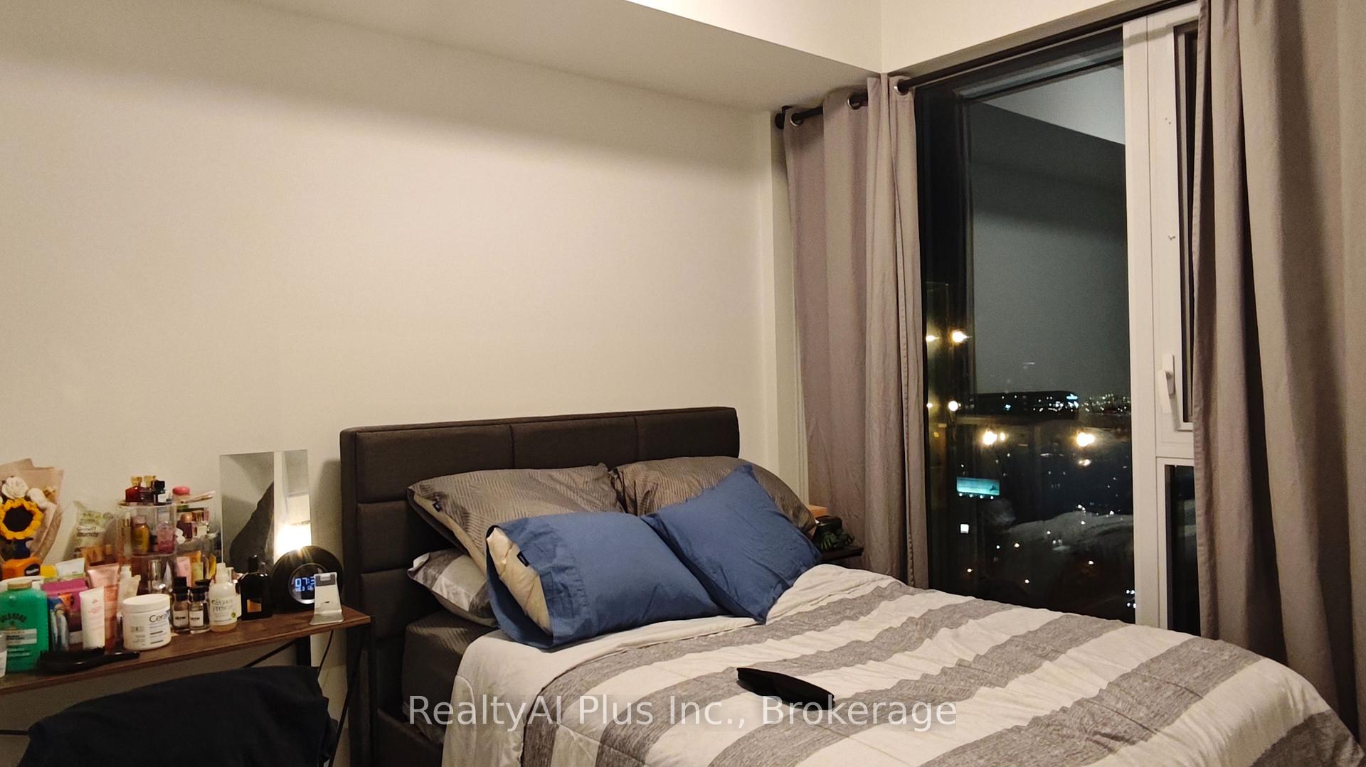 Photo 7 of Unit 1803, 5 Defries Street, Toronto, Regent Park — HOMEH