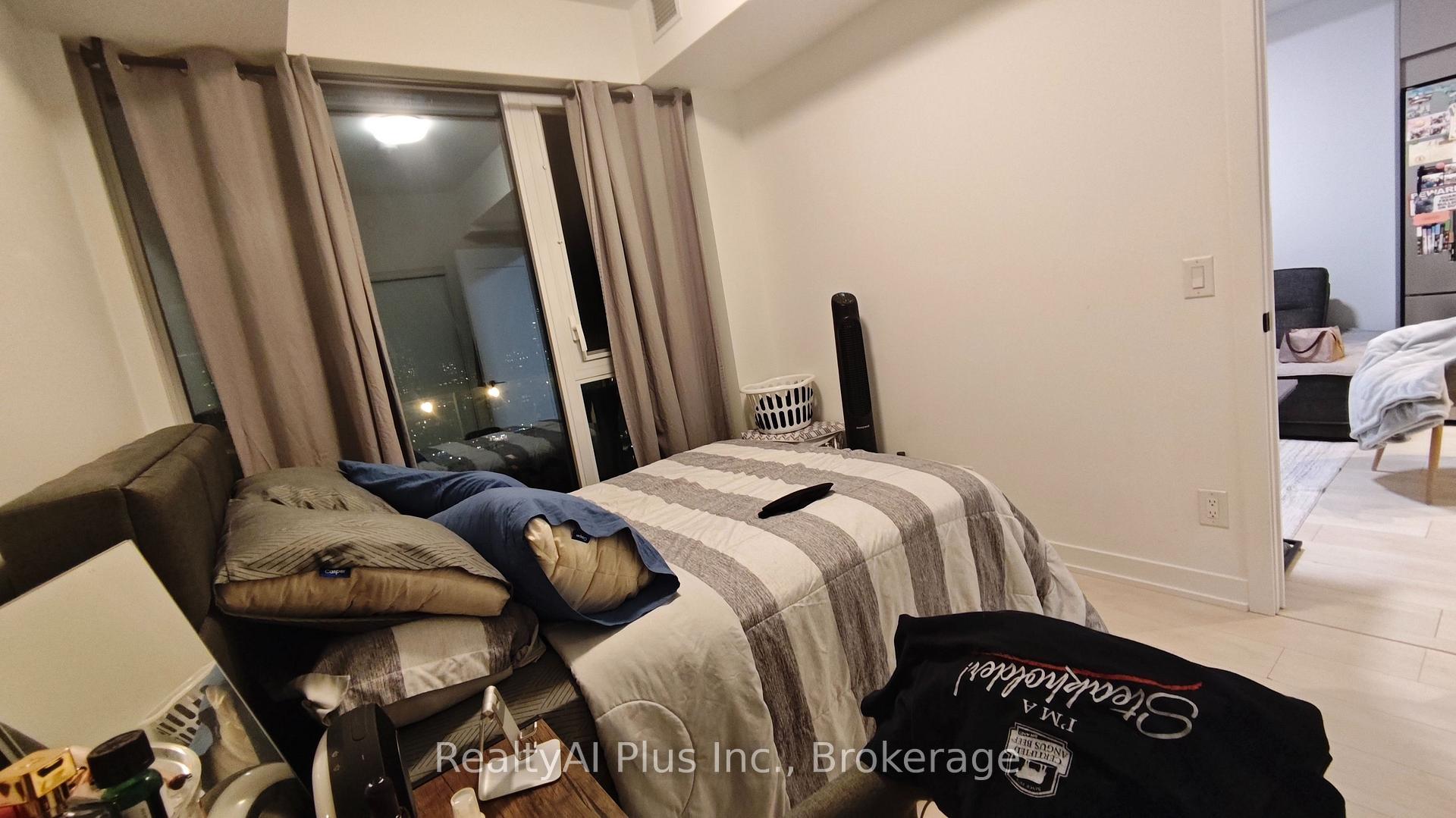 Photo 8 of Unit 1803, 5 Defries Street, Toronto, Regent Park — HOMEH