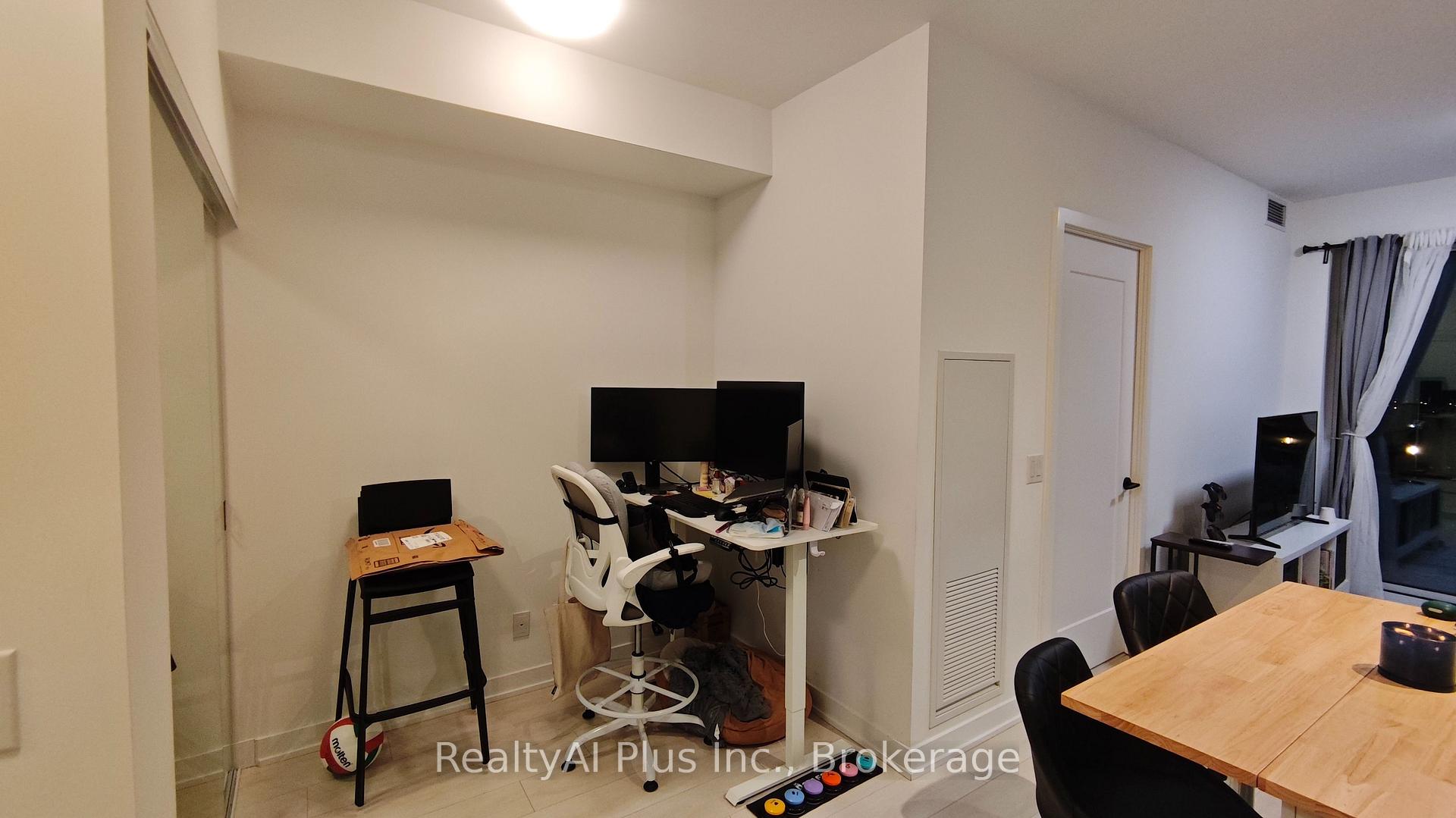 Photo 13 of Unit 1803, 5 Defries Street, Toronto, Regent Park — HOMEH