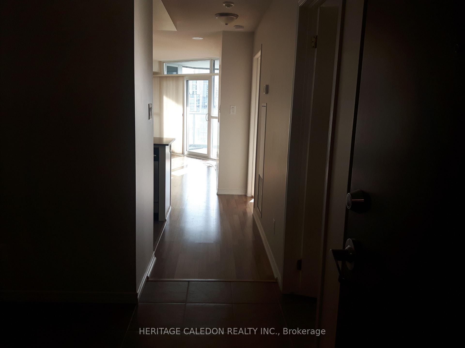 Photo 4 of Unit 1007, 9 George Street N, Brampton, Downtown Brampton — HOMEH