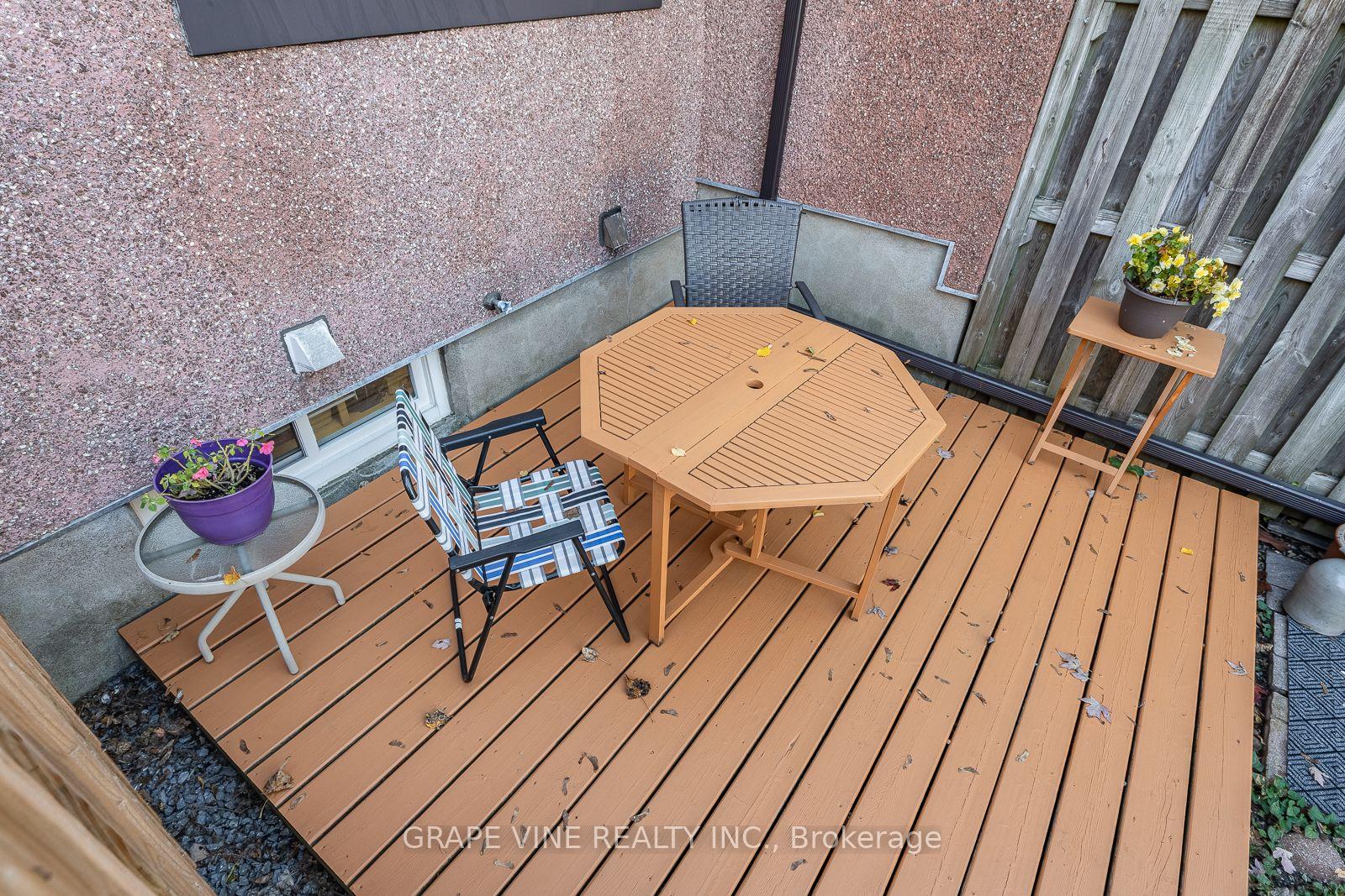 Photo 5 of Unit 34, 181 Huntridge Private, Ottawa, Hunt Club/Western Community — HOMEH