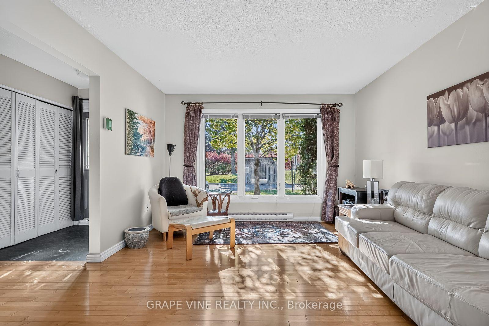 Photo 10 of Unit 34, 181 Huntridge Private, Ottawa, Hunt Club/Western Community — HOMEH