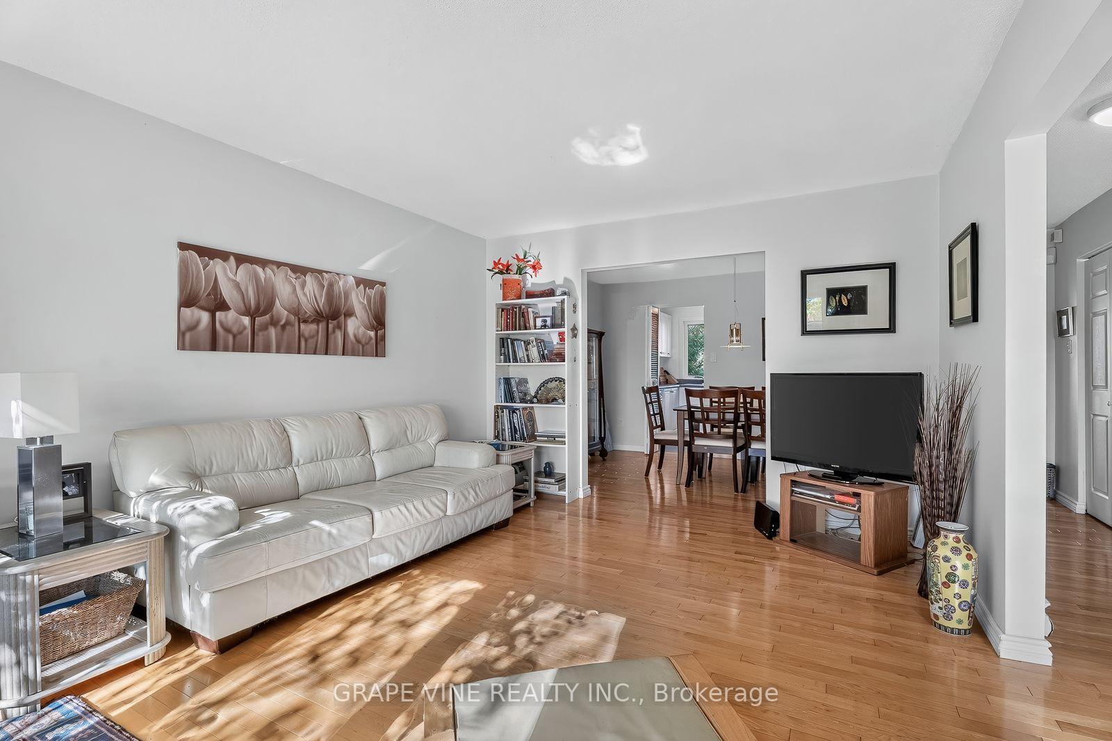Photo 14 of Unit 34, 181 Huntridge Private, Ottawa, Hunt Club/Western Community — HOMEH