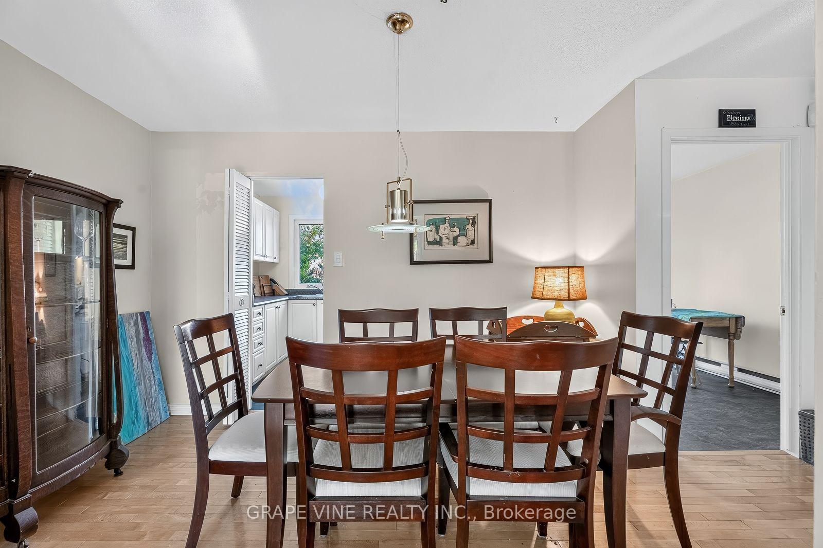 Photo 15 of Unit 34, 181 Huntridge Private, Ottawa, Hunt Club/Western Community — HOMEH