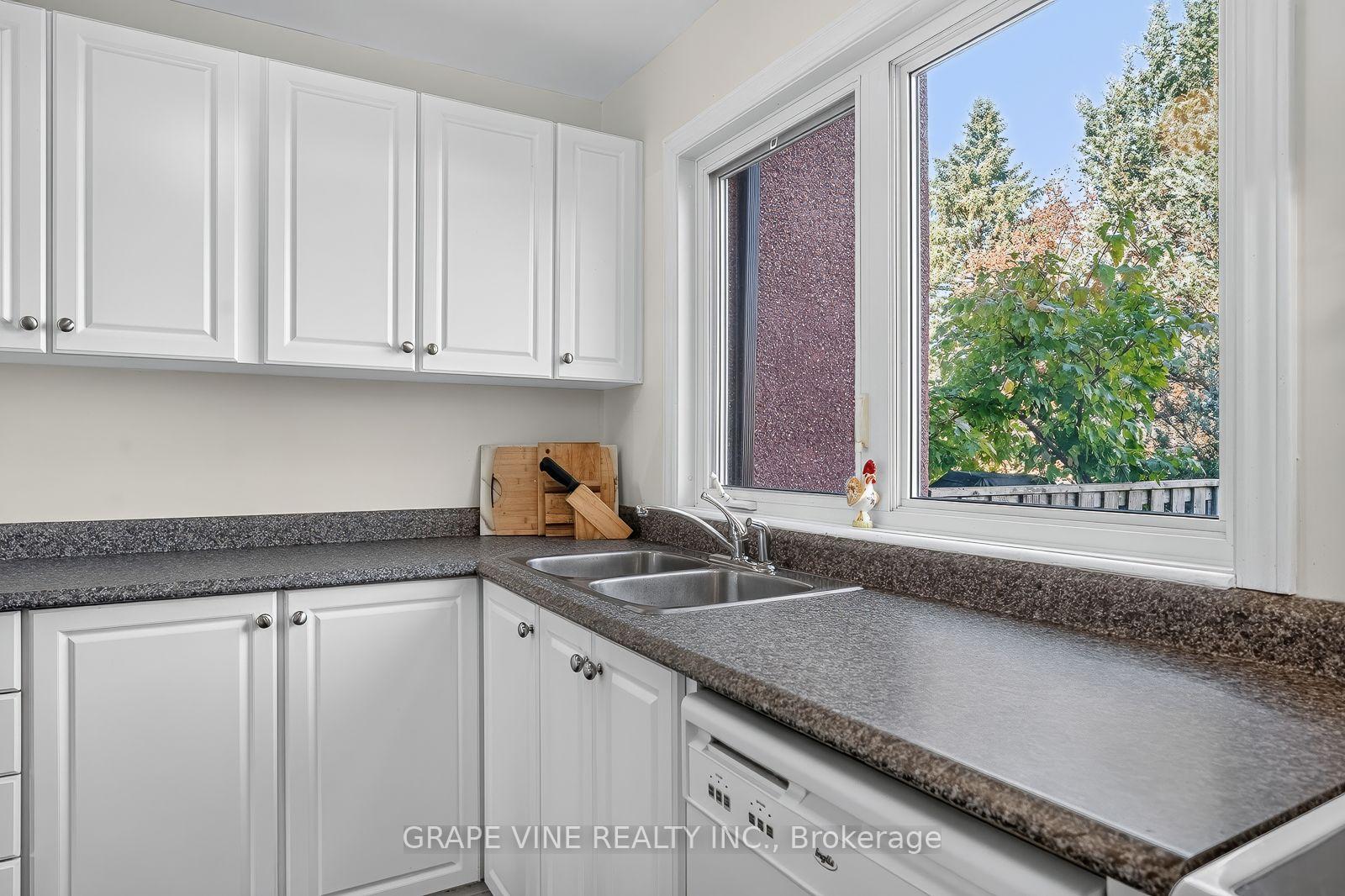 Photo 20 of Unit 34, 181 Huntridge Private, Ottawa, Hunt Club/Western Community — HOMEH