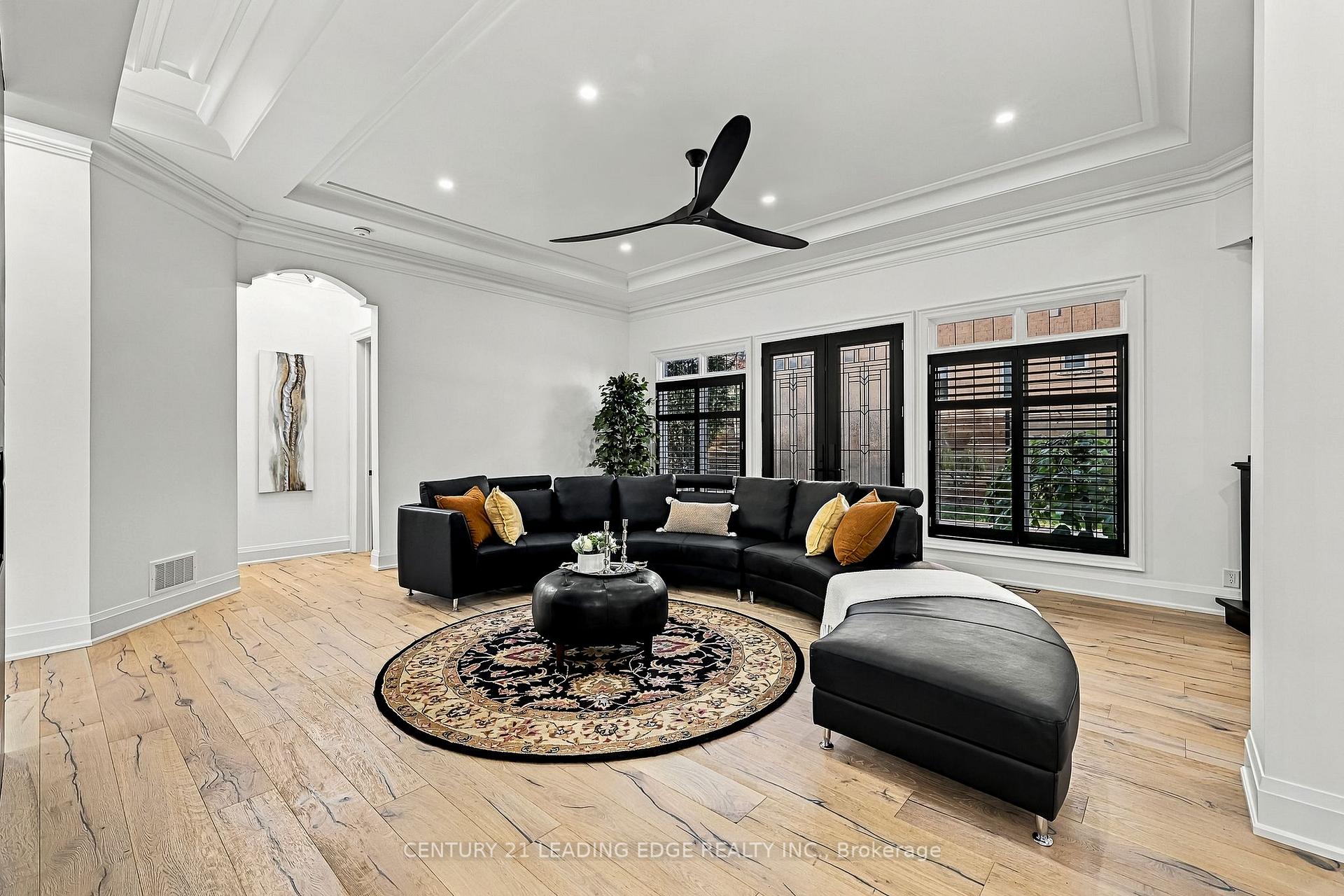 Photo 10 of 134 Front Street E, Whitby, Port Whitby — HOMEH
