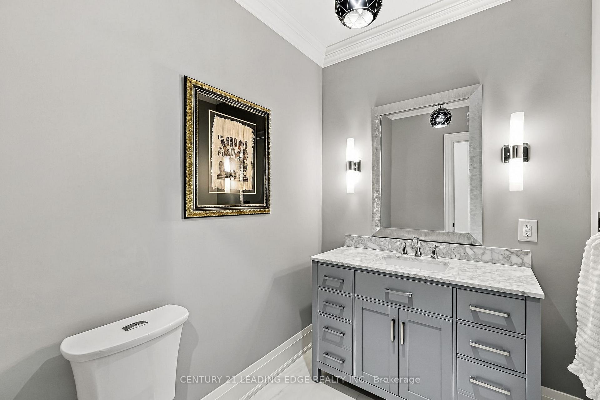 Photo 20 of 134 Front Street E, Whitby, Port Whitby — HOMEH