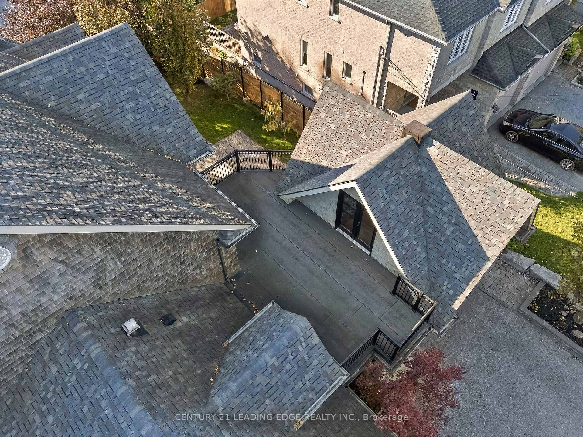 Photo 41 of 134 Front Street E, Whitby, Port Whitby — HOMEH