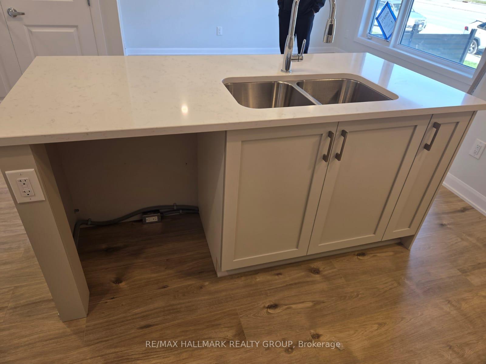 Photo 6 of Unit 24, 201 Glenroy Gilbert Drive, Ottawa, Barrhaven - Strandherd — HOMEH