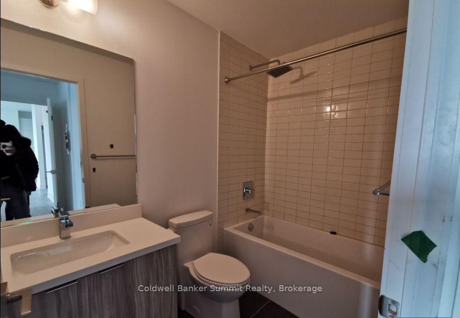 Photo 8 of Unit 610, 2908 Highway 7 E, Vaughan, Concord — HOMEH