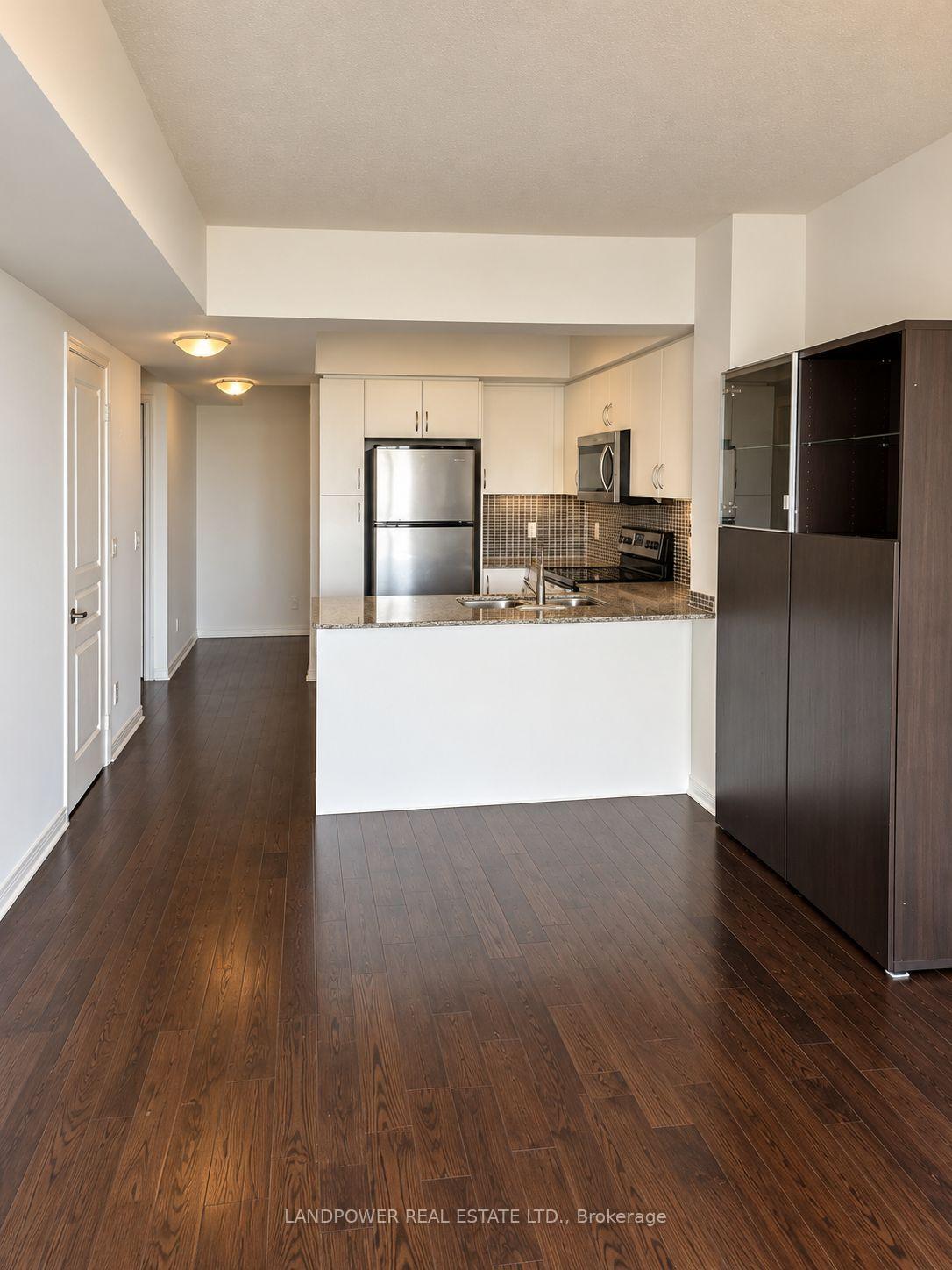 Photo 2 of Unit 801, 2230 Lakeshore Boulevard W, Etobicoke, Mimico — HOMEH