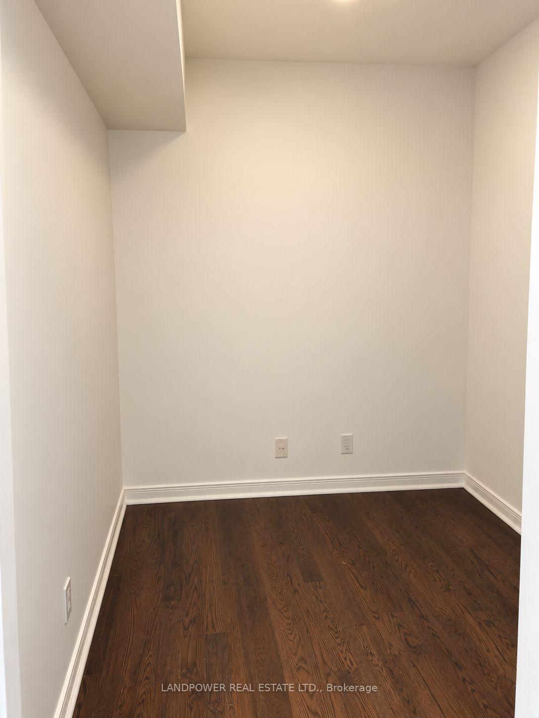 Photo 8 of Unit 801, 2230 Lakeshore Boulevard W, Etobicoke, Mimico — HOMEH