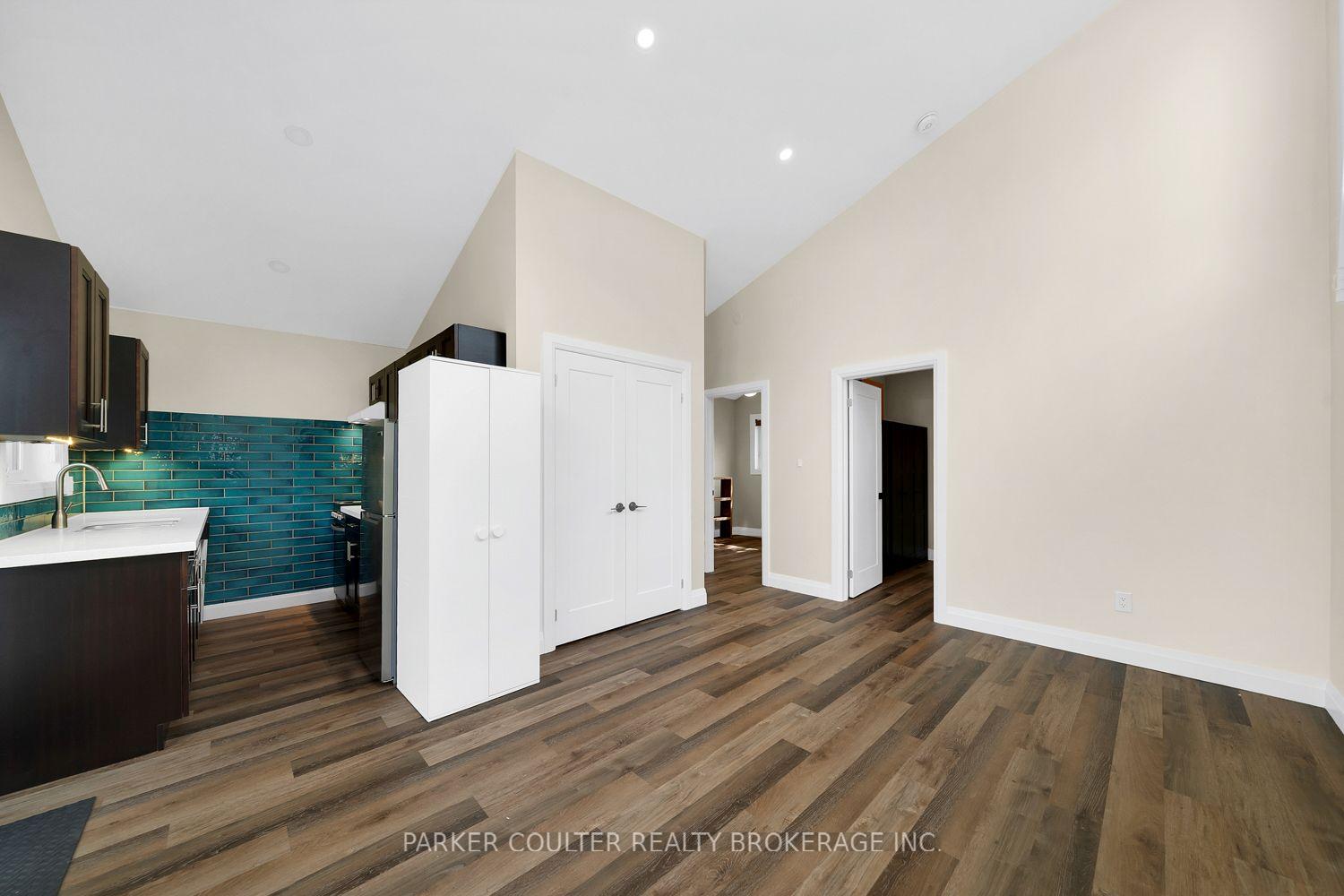 Photo 6 of 71B Newton Street, Barrie, Wellington — HOMEH