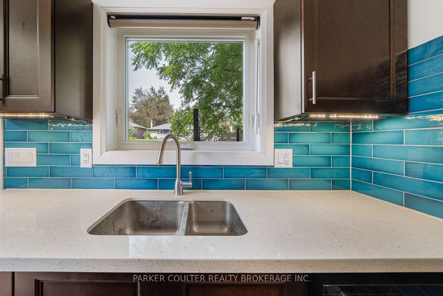 Photo 9 of 71B Newton Street, Barrie, Wellington — HOMEH