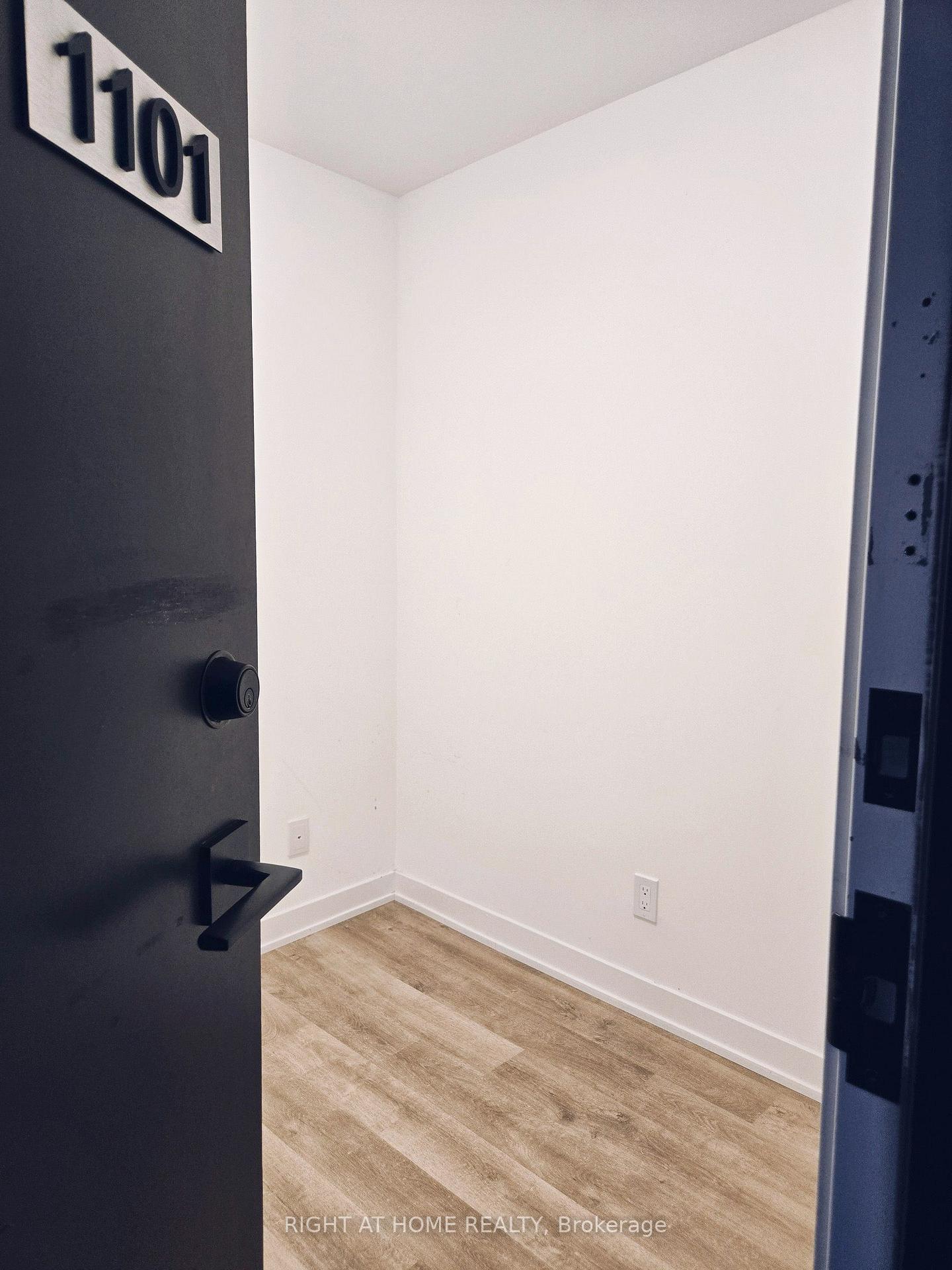 Photo 1 of Unit 1101B, 292 Verdale Crossing, Markham, Unionville — HOMEH