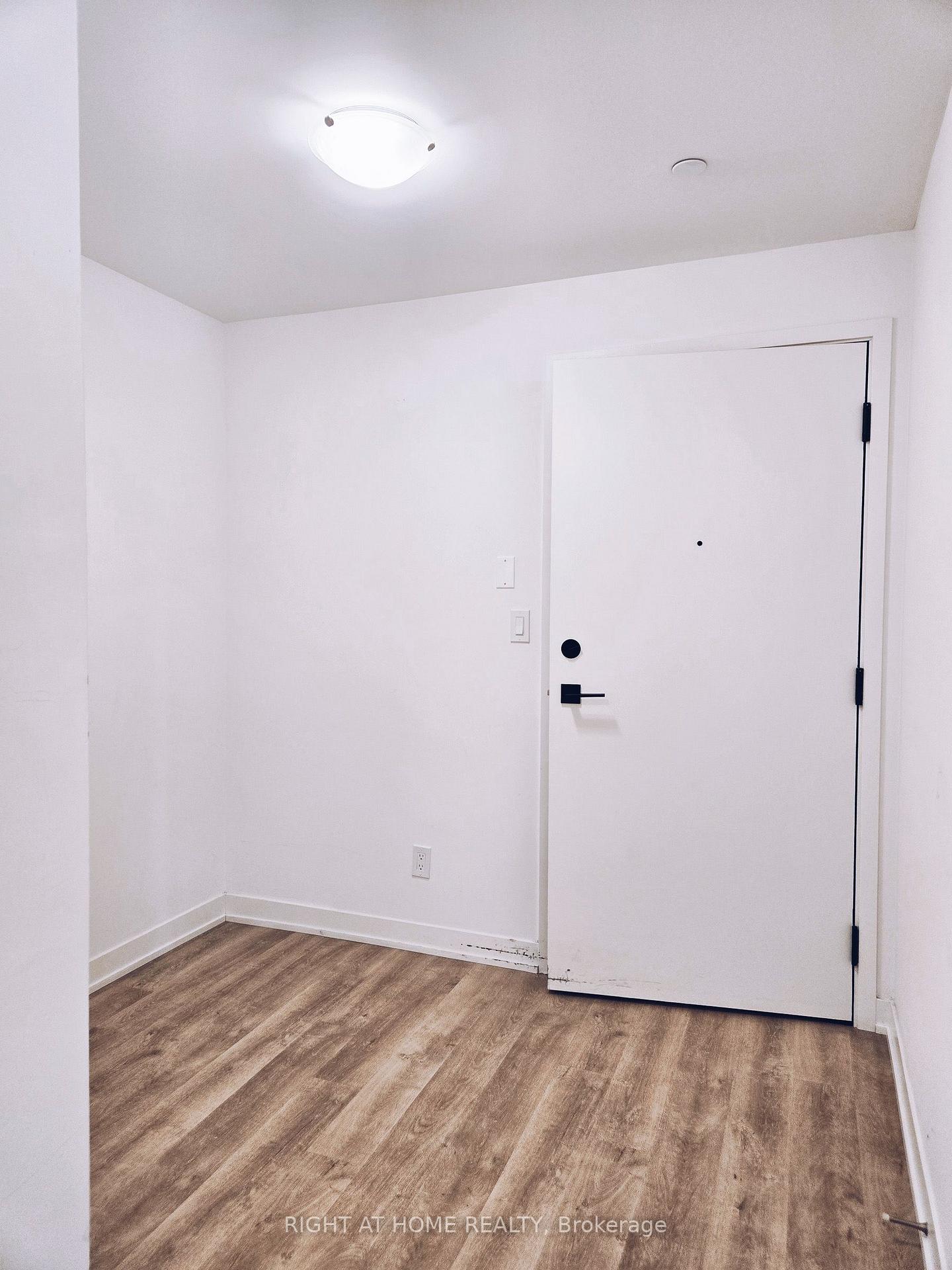 Photo 2 of Unit 1101B, 292 Verdale Crossing, Markham, Unionville — HOMEH