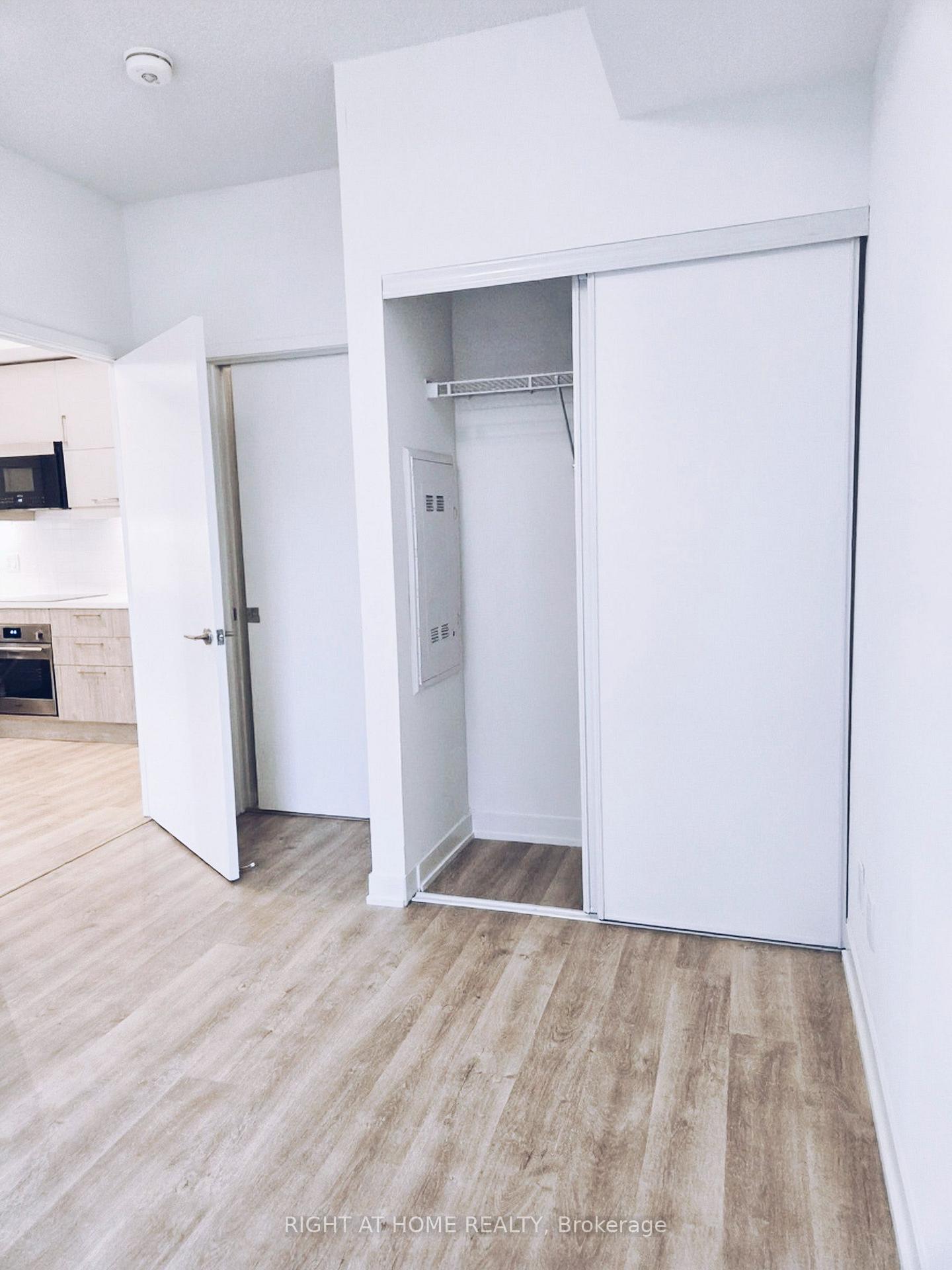 Photo 3 of Unit 1101B, 292 Verdale Crossing, Markham, Unionville — HOMEH