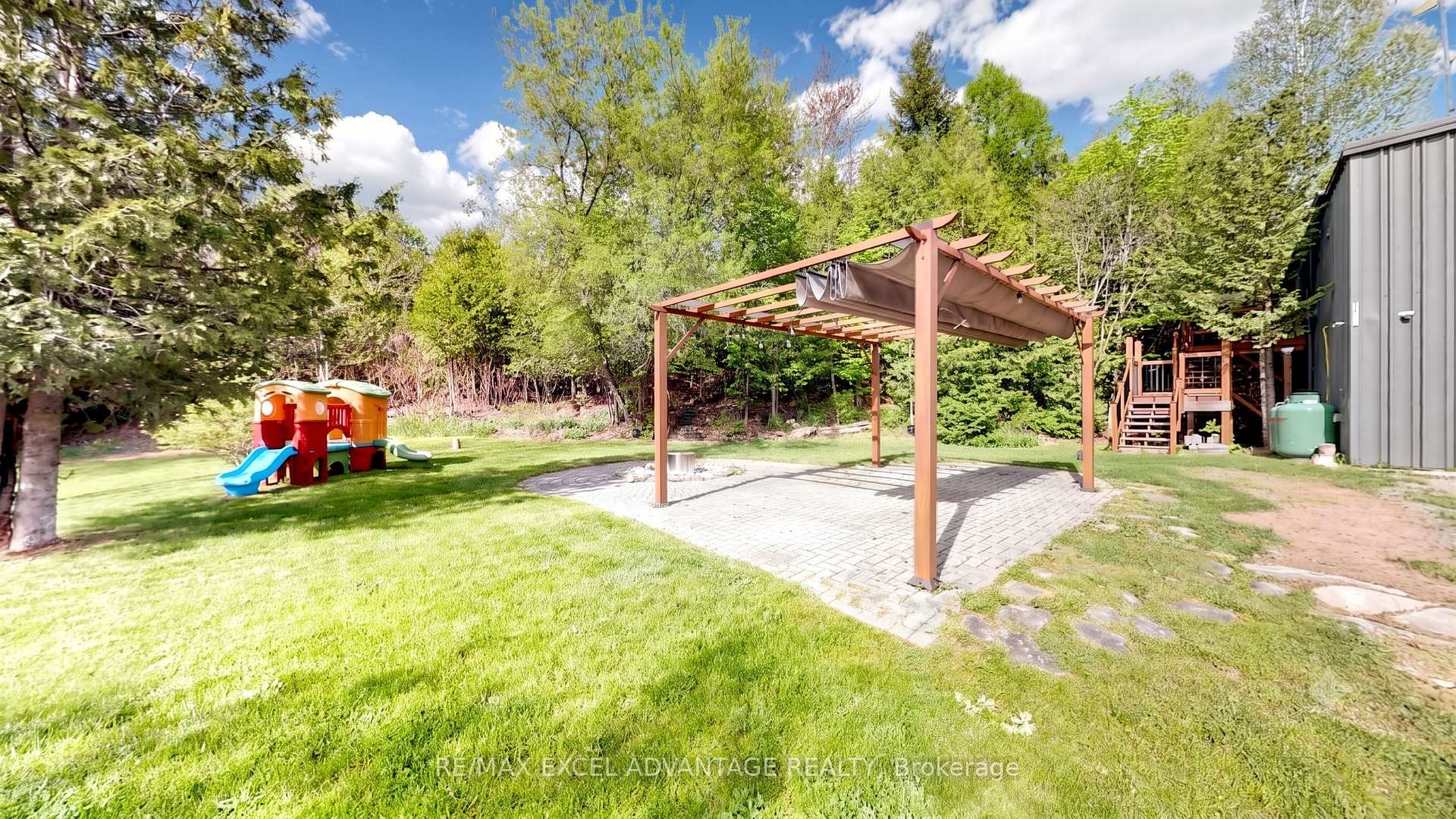 Photo 23 of 44 Edgewood Road, Guelph/Eramosa, Eden Mills — HOMEH