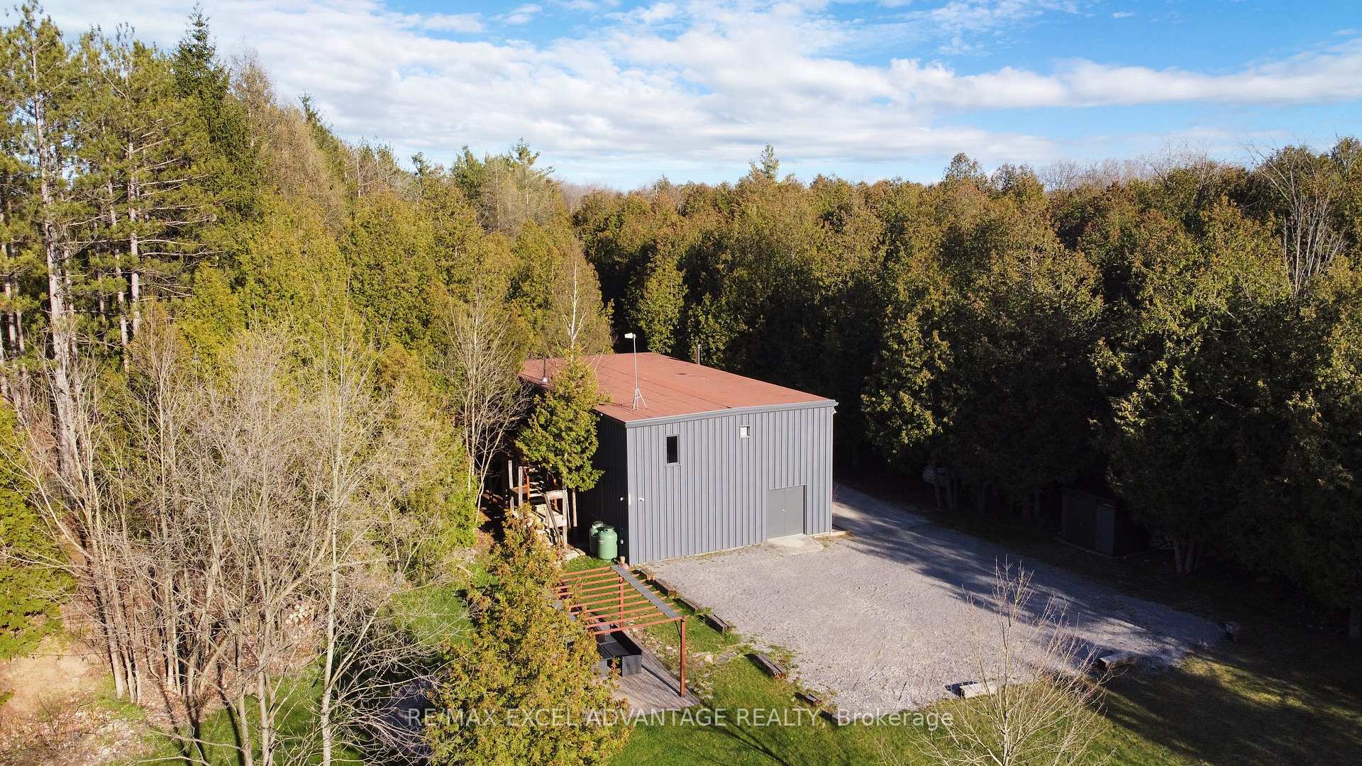 Photo 39 of 44 Edgewood Road, Guelph/Eramosa, Eden Mills — HOMEH