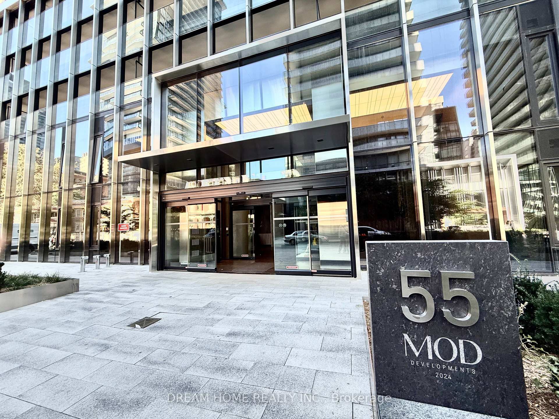 Photo 21 of Unit 1413, 55 Charles Street E, Toronto, Church-Yonge Corridor — HOMEH