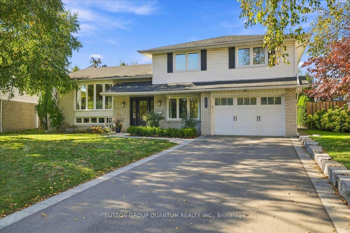 Photo 3 of 368 Aurora Crescent, Burlington, Roseland — HOMEH