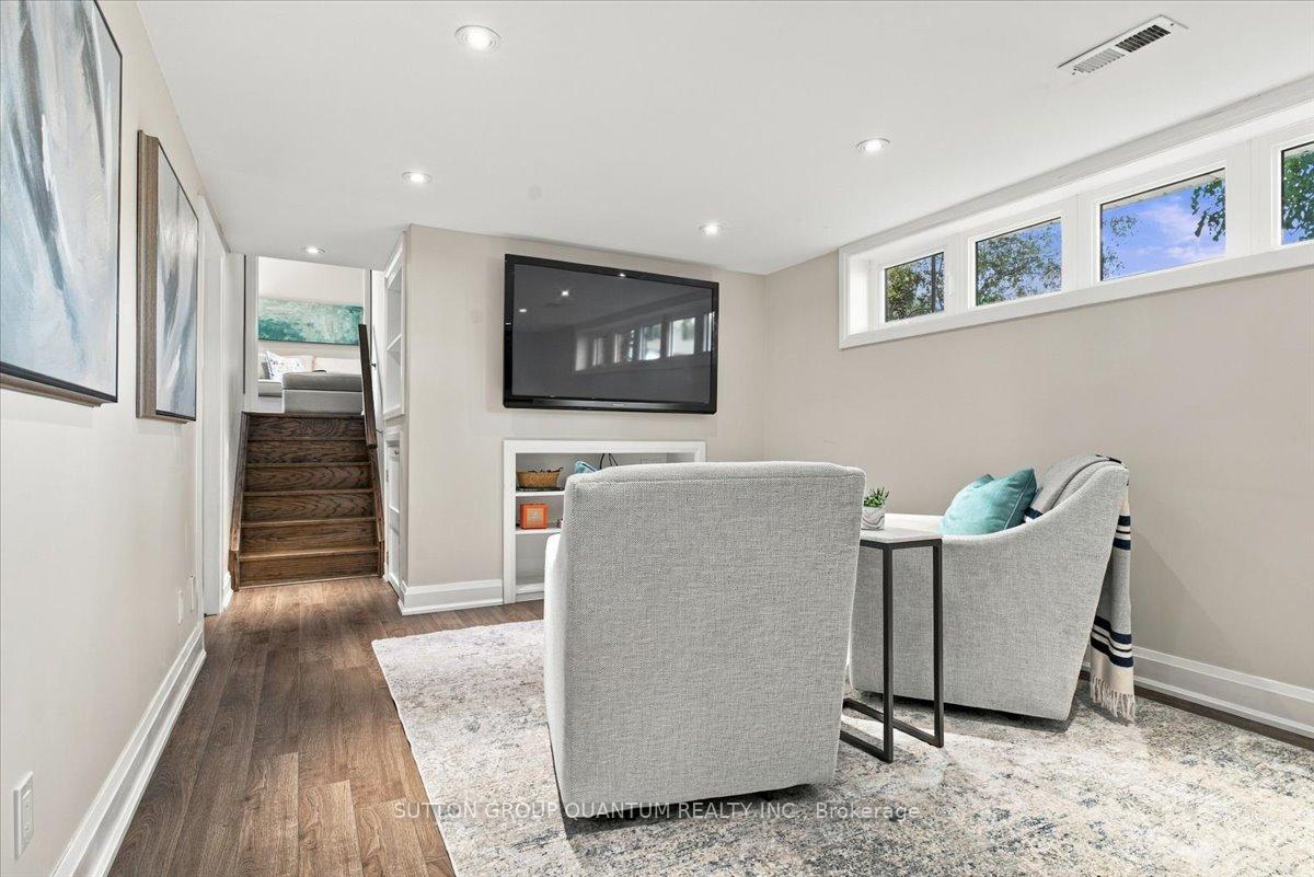 Photo 34 of 368 Aurora Crescent, Burlington, Roseland — HOMEH