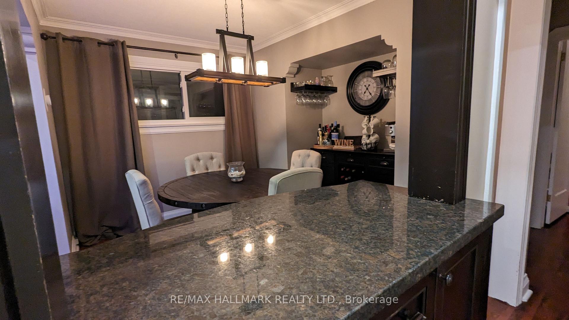 Photo 6 of 342 Whitmore Avenue, North York, Briar Hill-Belgravia — HOMEH