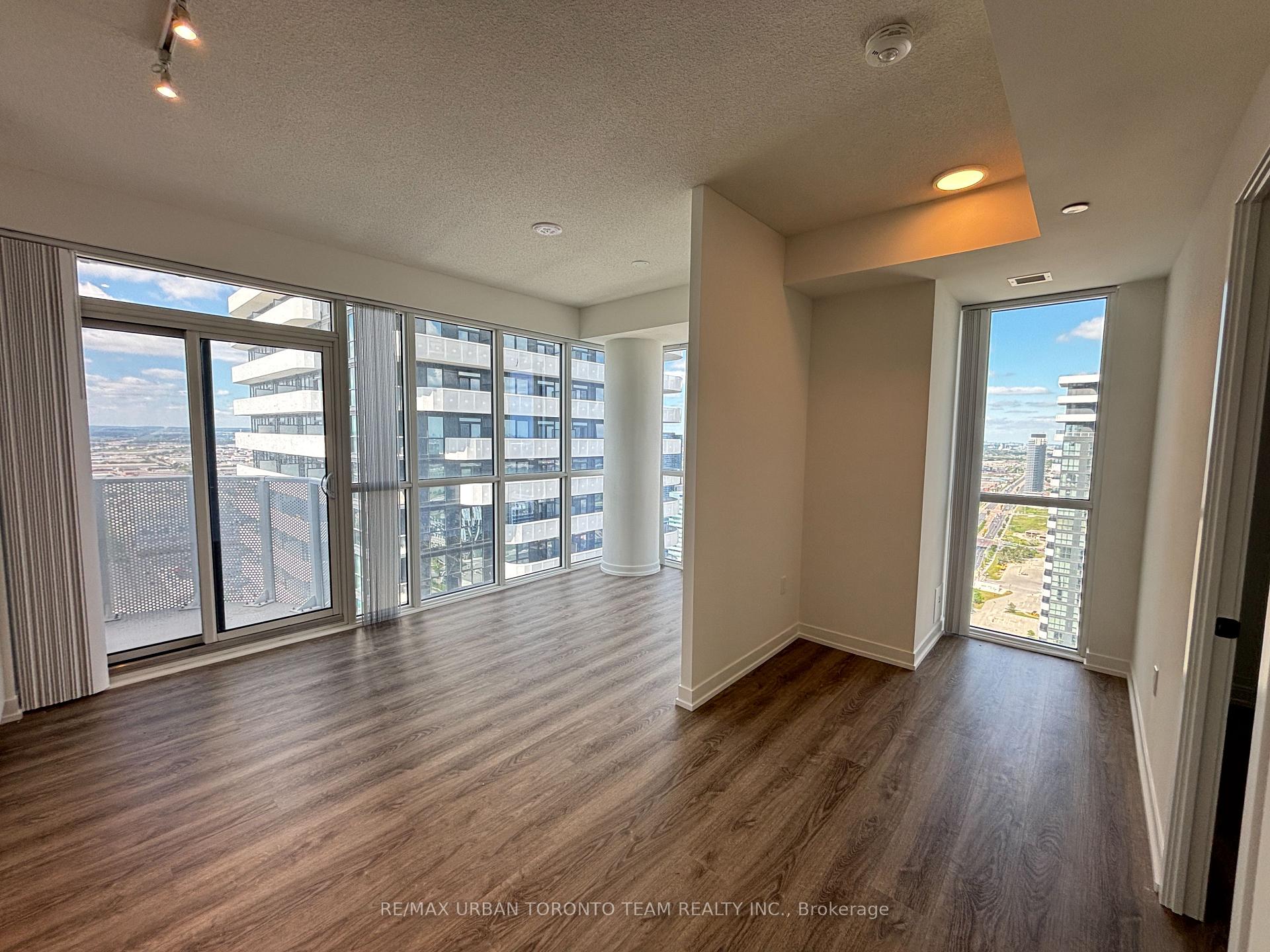 Photo 3 of Unit 4815, 195 Commerce Street, Vaughan, Vaughan Corporate Centre — HOMEH