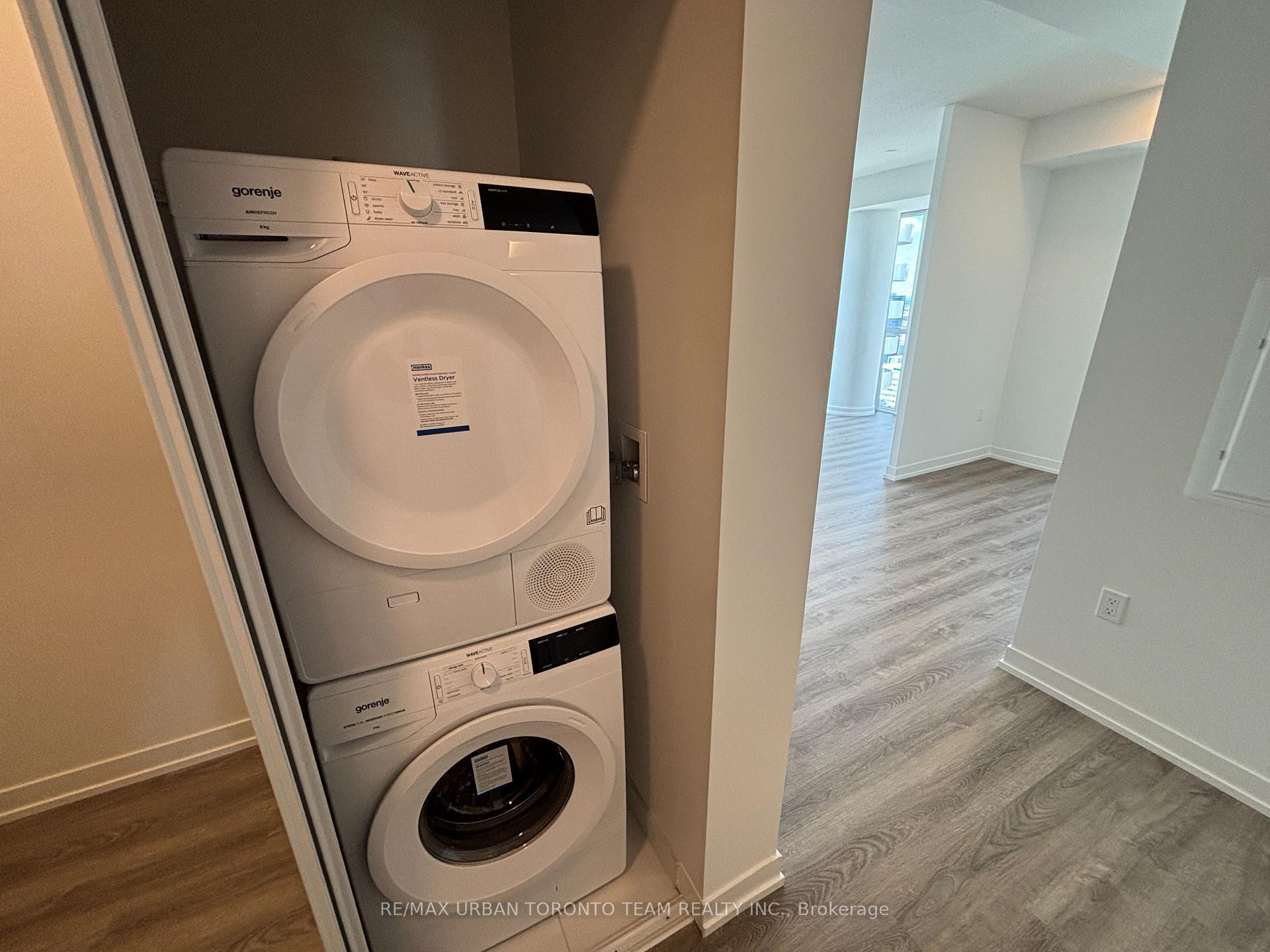 Photo 14 of Unit 4815, 195 Commerce Street, Vaughan, Vaughan Corporate Centre — HOMEH