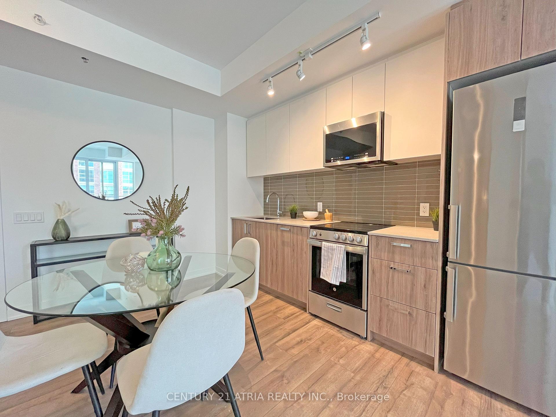 Photo 4 of Unit 527, 1787 St.Clair Avenue W, Toronto, Weston-Pellam Park — HOMEH