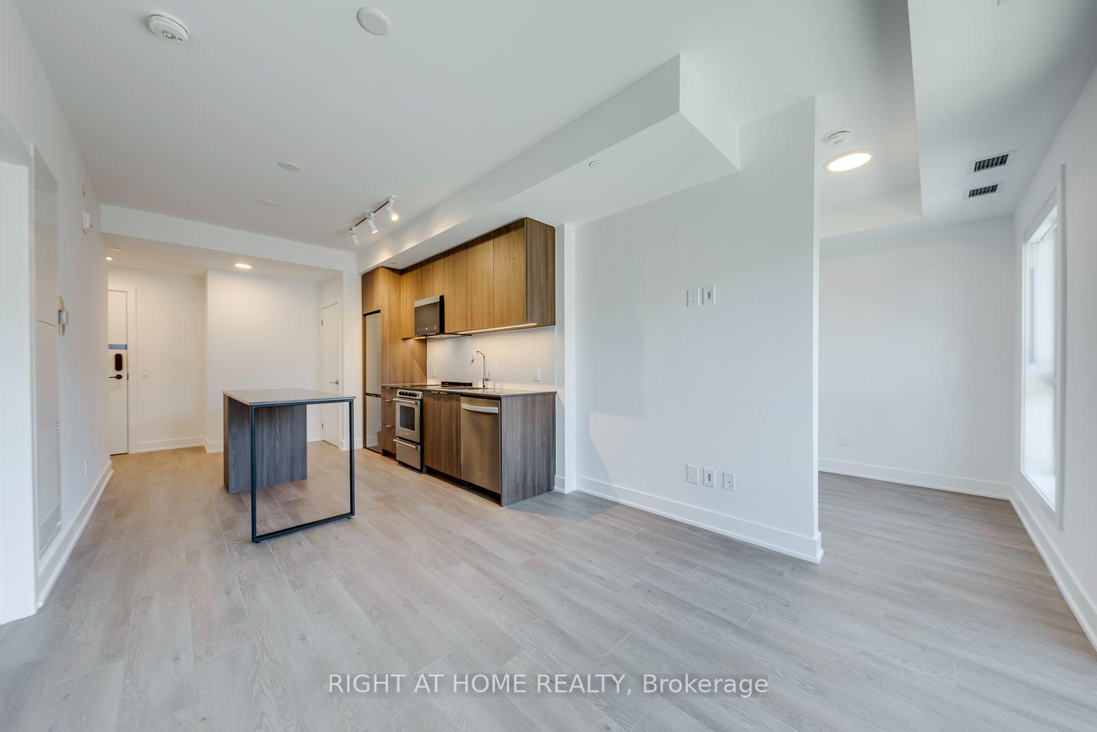 Photo 12 of 3008 William Cutmore Boulevard, Oakville, Joshua Meadows — HOMEH