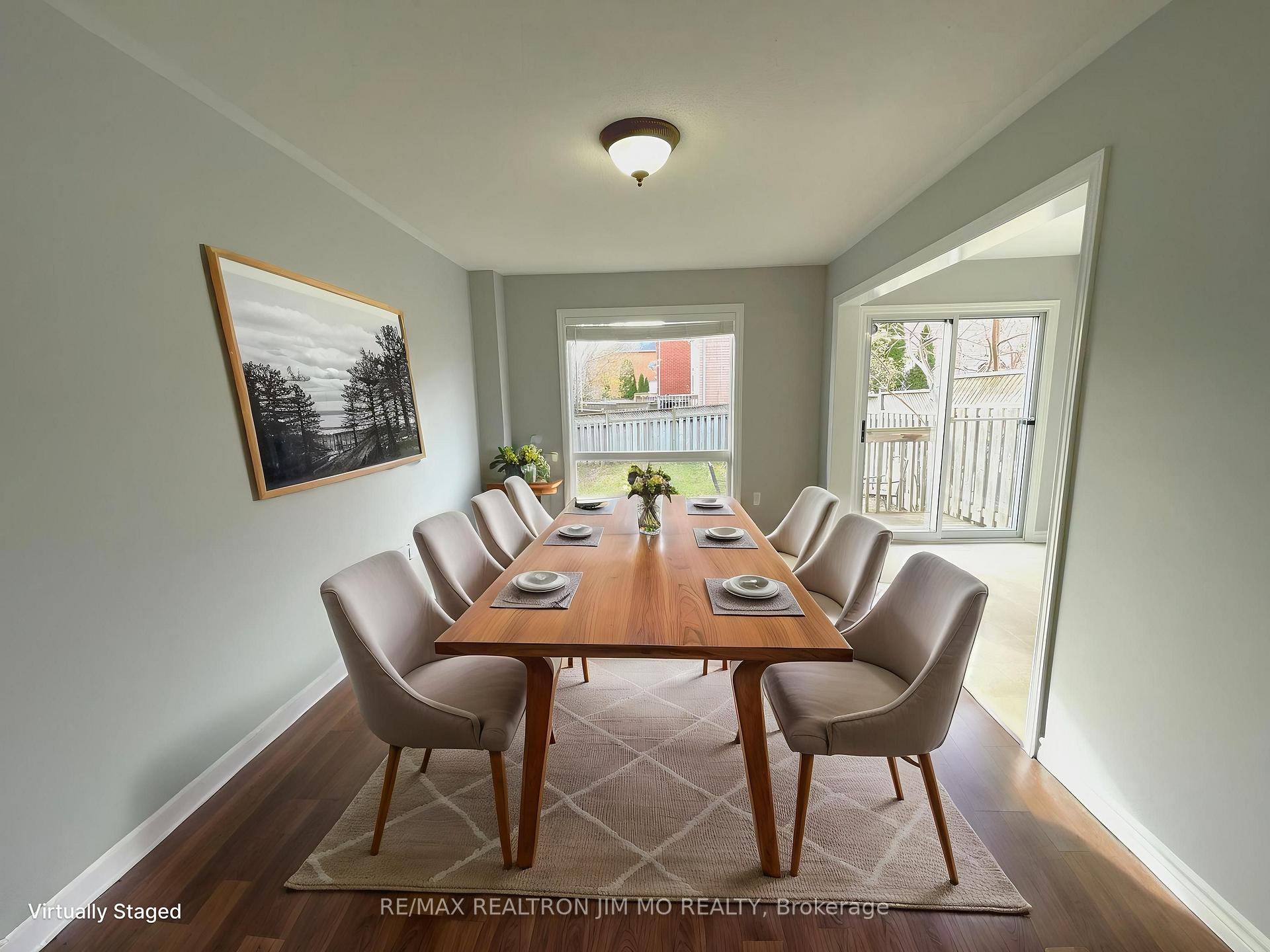 Photo 4 of 2272 Hummingbird Way, Oakville, West Oak Trails — HOMEH