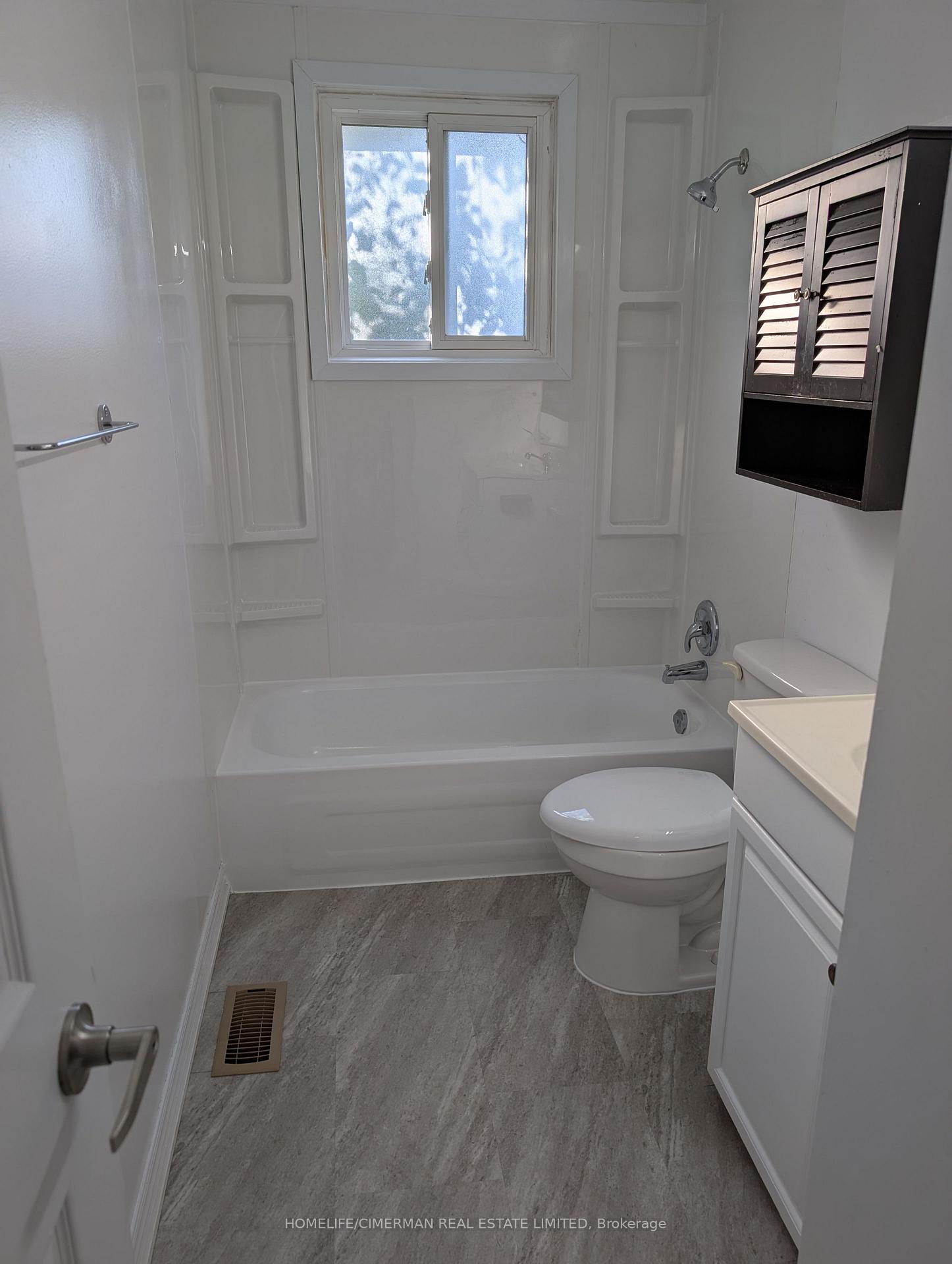 Photo 12 of 202 Durham Street, Oshawa, Vanier — HOMEH